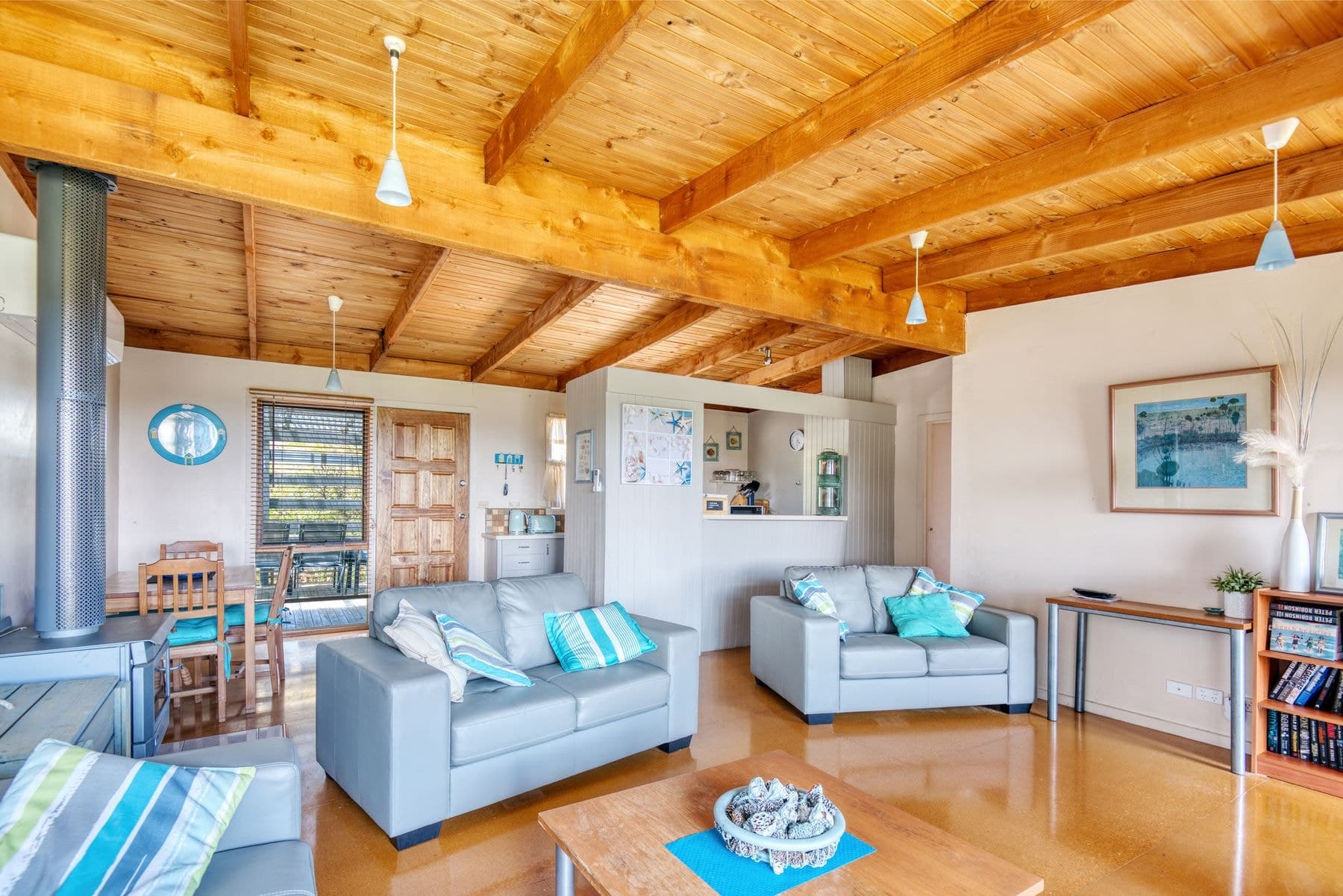 5 Bradley Avenue, Venus Bay, Venus Bay - Thumbnail 2