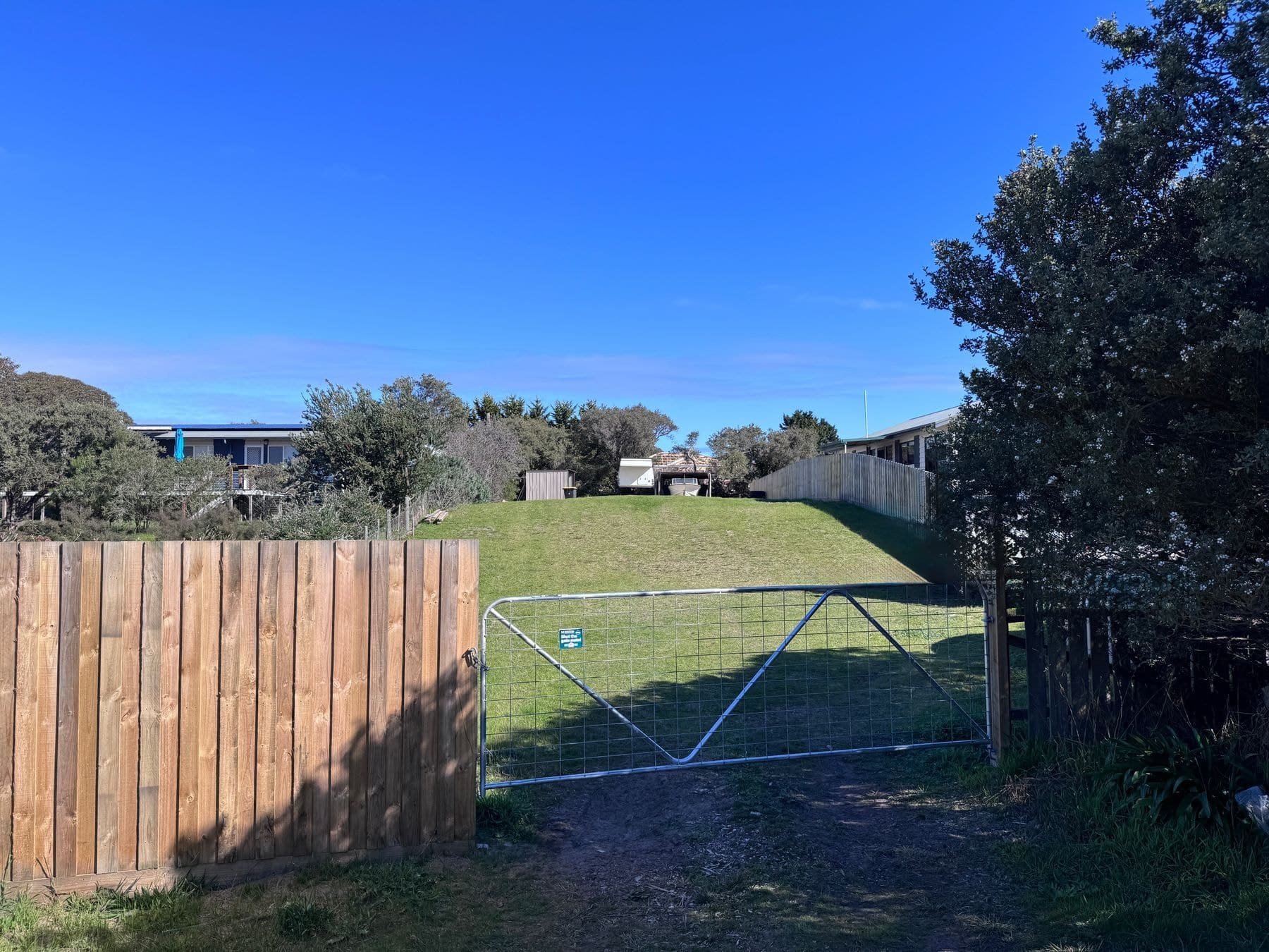 16 Canterbury Road, Venus Bay, Venus Bay - Thumbnail 3