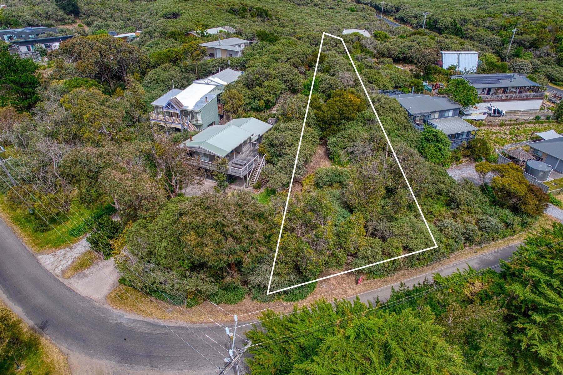 99 Jupiter Boulevard, Venus Bay, Venus Bay - Thumbnail 3