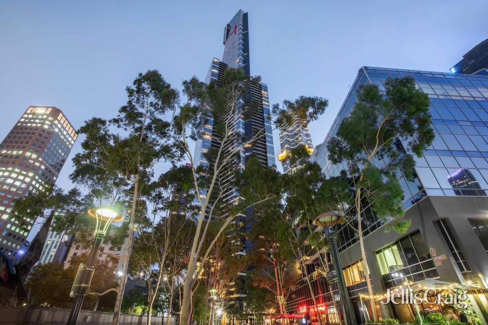 3006/7 Riverside Quay, Southbank, Southbank - Image 1