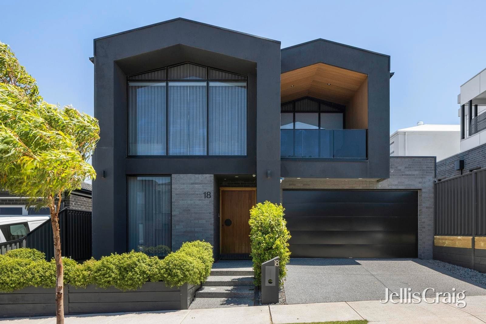 18 Lunar Drive, Greenvale, Greenvale - Thumbnail 3