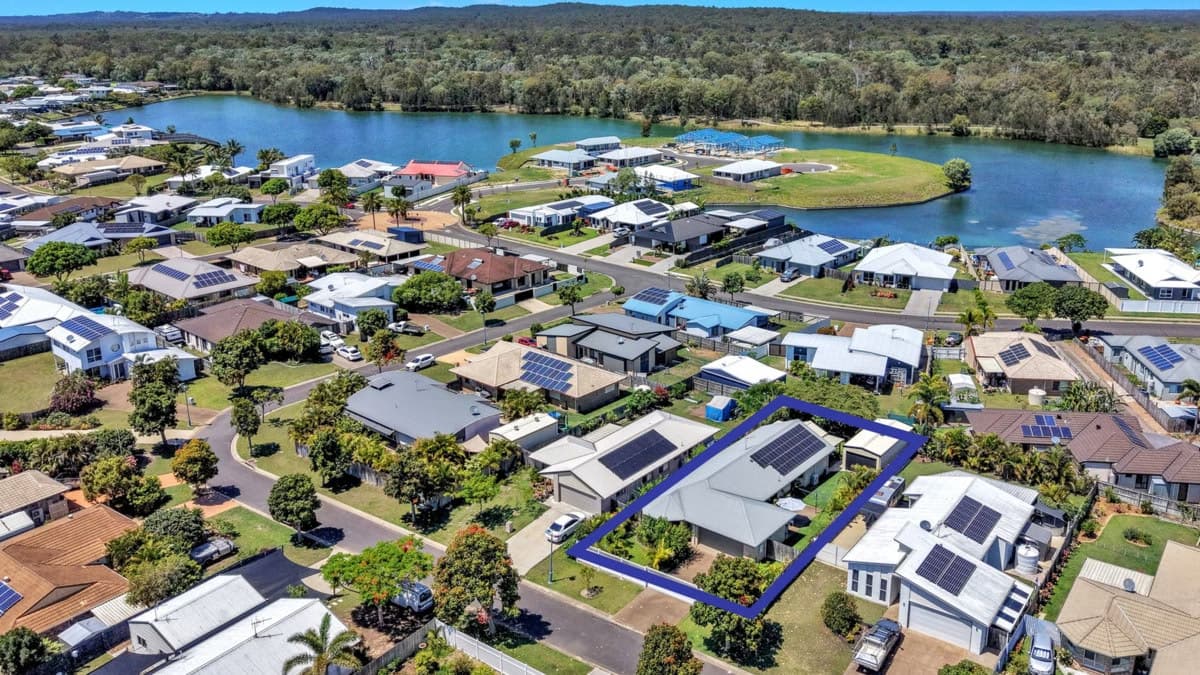 41 Fraser Waters Parade, Toogoom QLD, Toogoom - Image 1