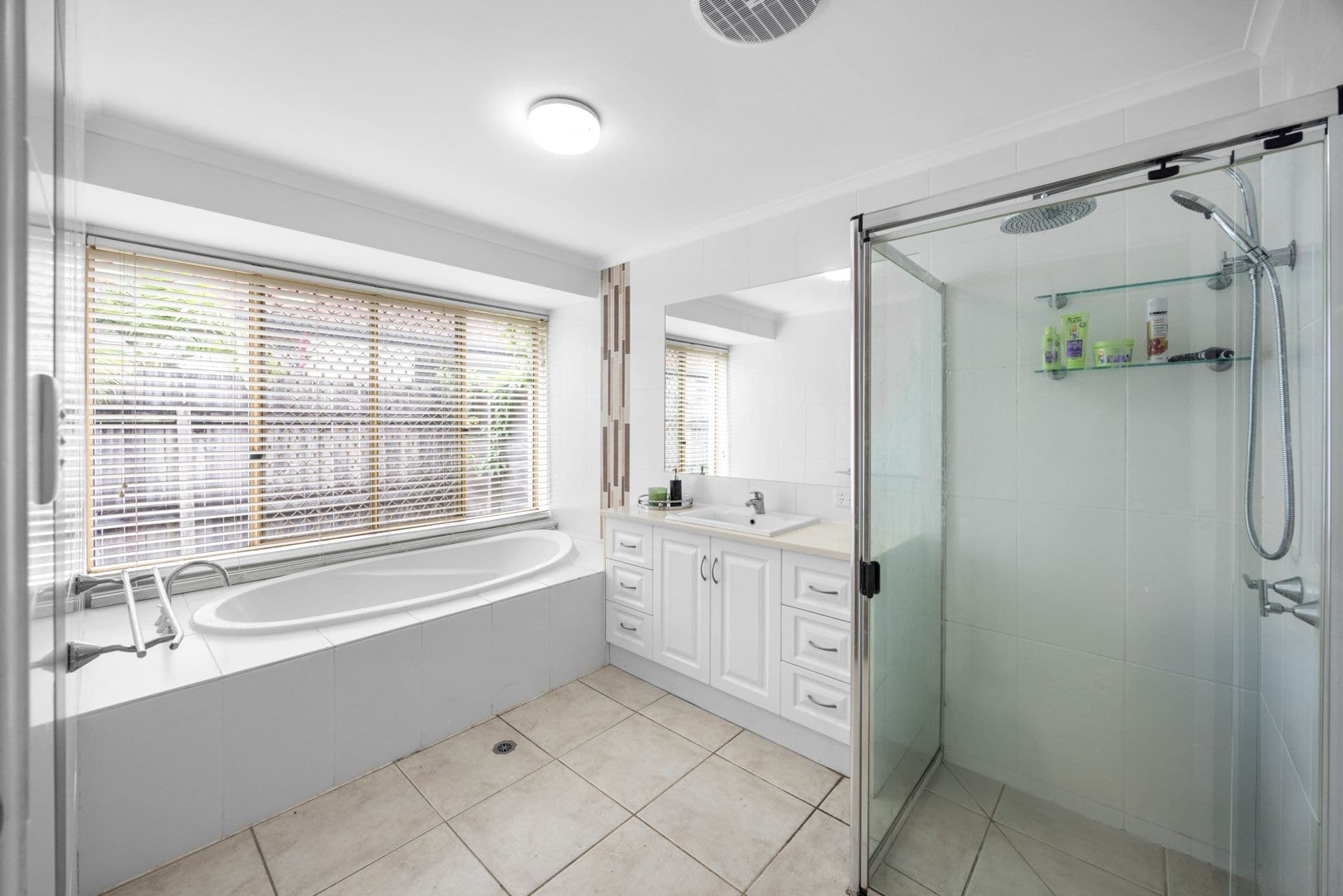 23 Karawatha Drive, Mountain Creek, Mountain Creek - Image 1