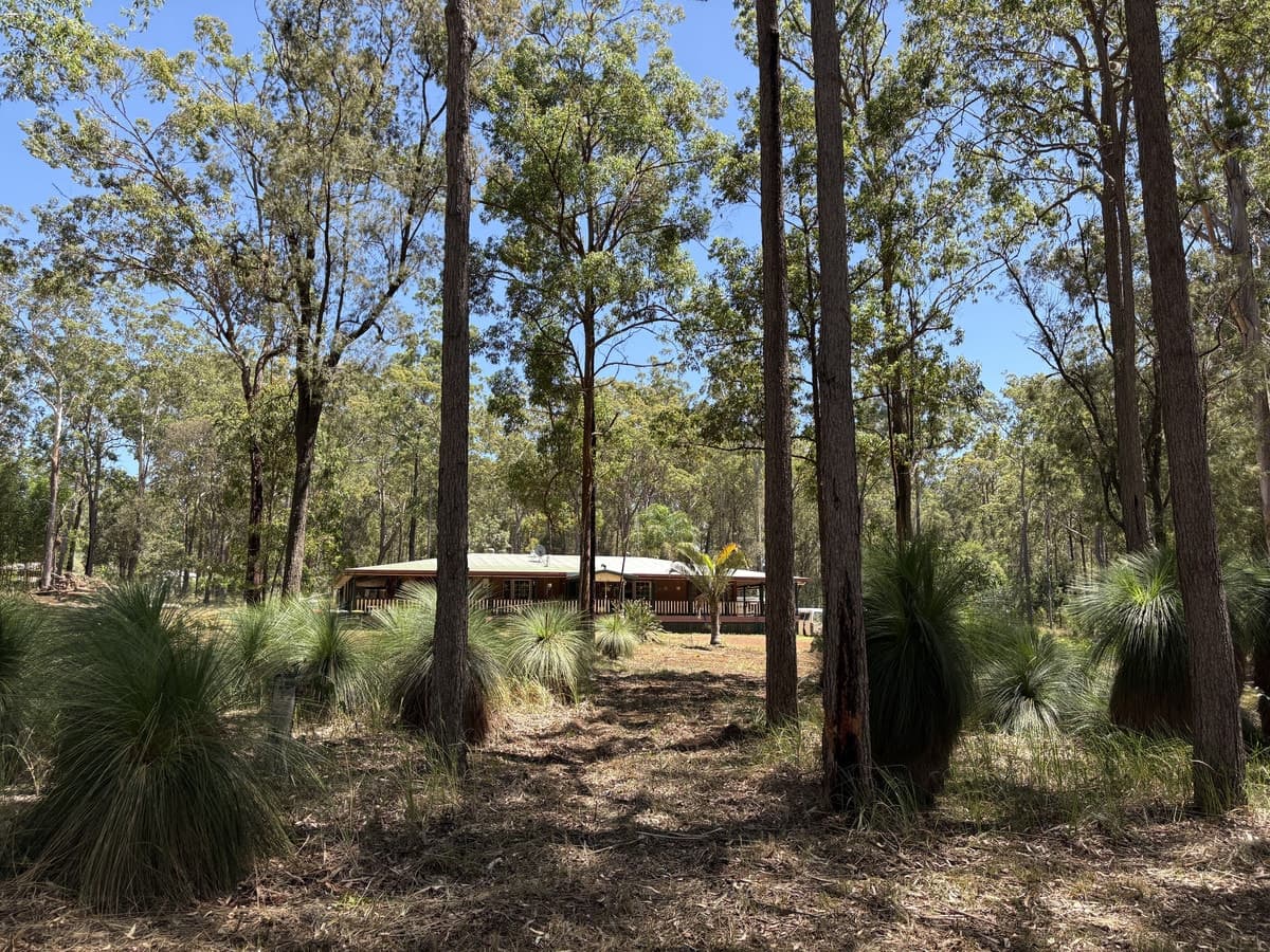170 GILLILAND Crescent, BLACKBUTT QLD 4314, Blackbutt North - Image 1