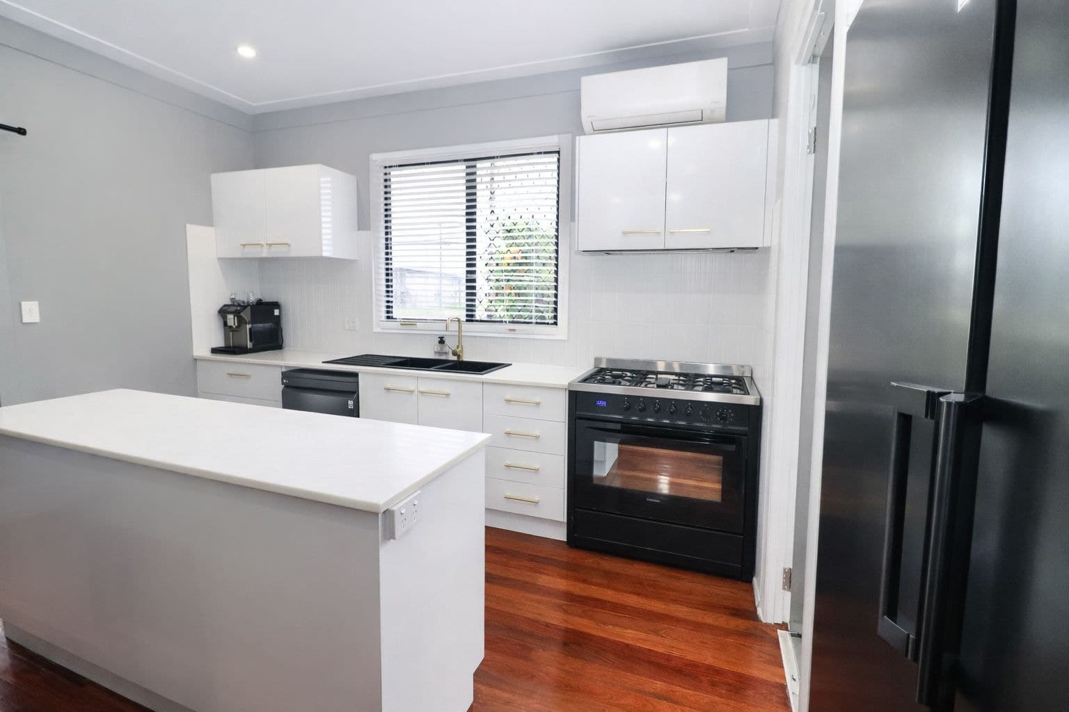 12 Gardiner Street, Ingham QLD 4850, Ingham - Thumbnail 3