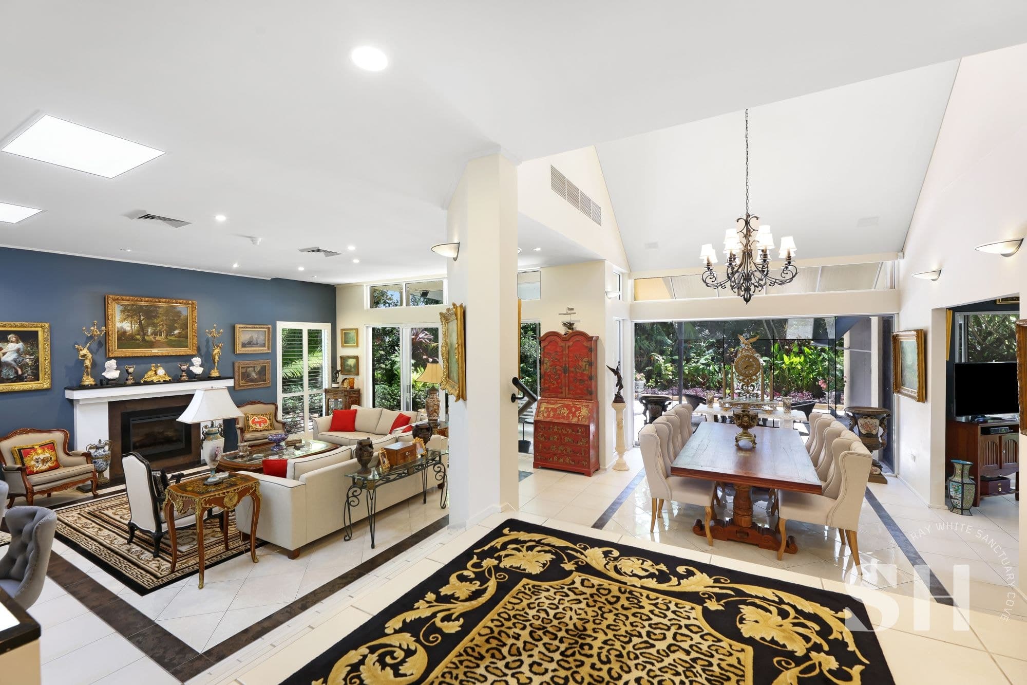 4655 Turnberry Terrace, Sanctuary Cove QLD 4212, Hope Island - Thumbnail 2