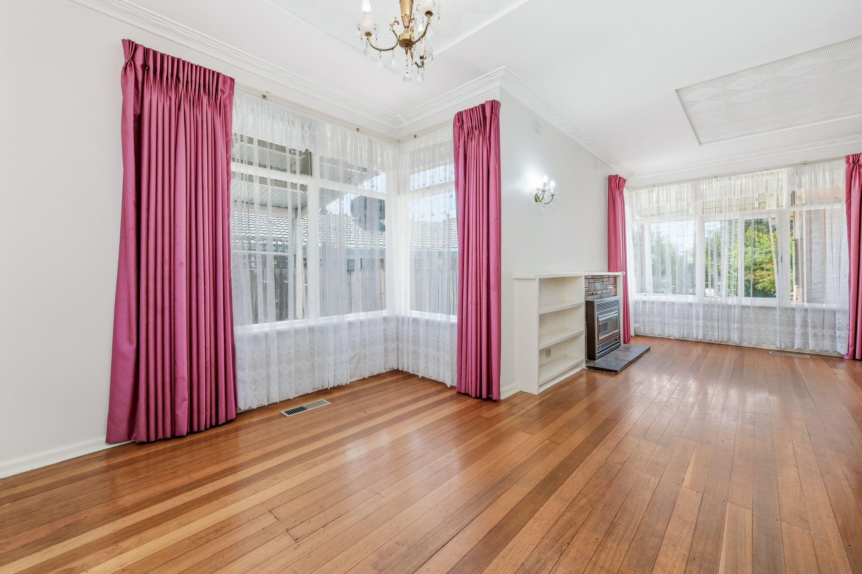 112 Mahoneys Road, Forest Hill VIC 3131, Forest Hill - Thumbnail 2