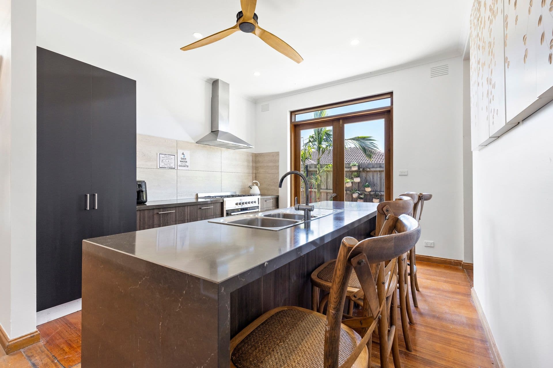 28 Capital Avenue, Glen Waverley VIC 3150, Glen Waverley - Thumbnail 6