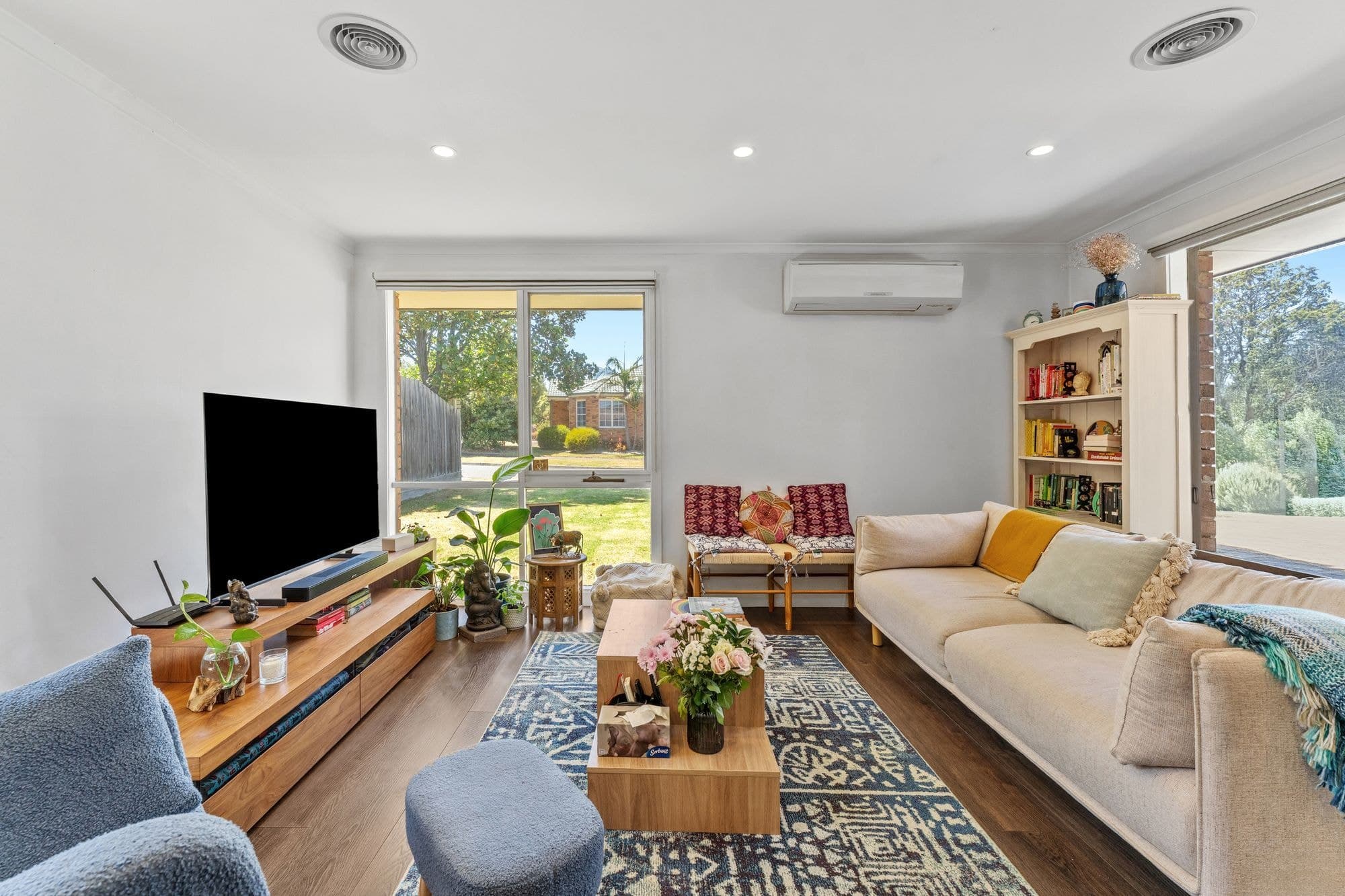 13 Daniher Close, Berwick VIC 3806, Berwick - Thumbnail 3