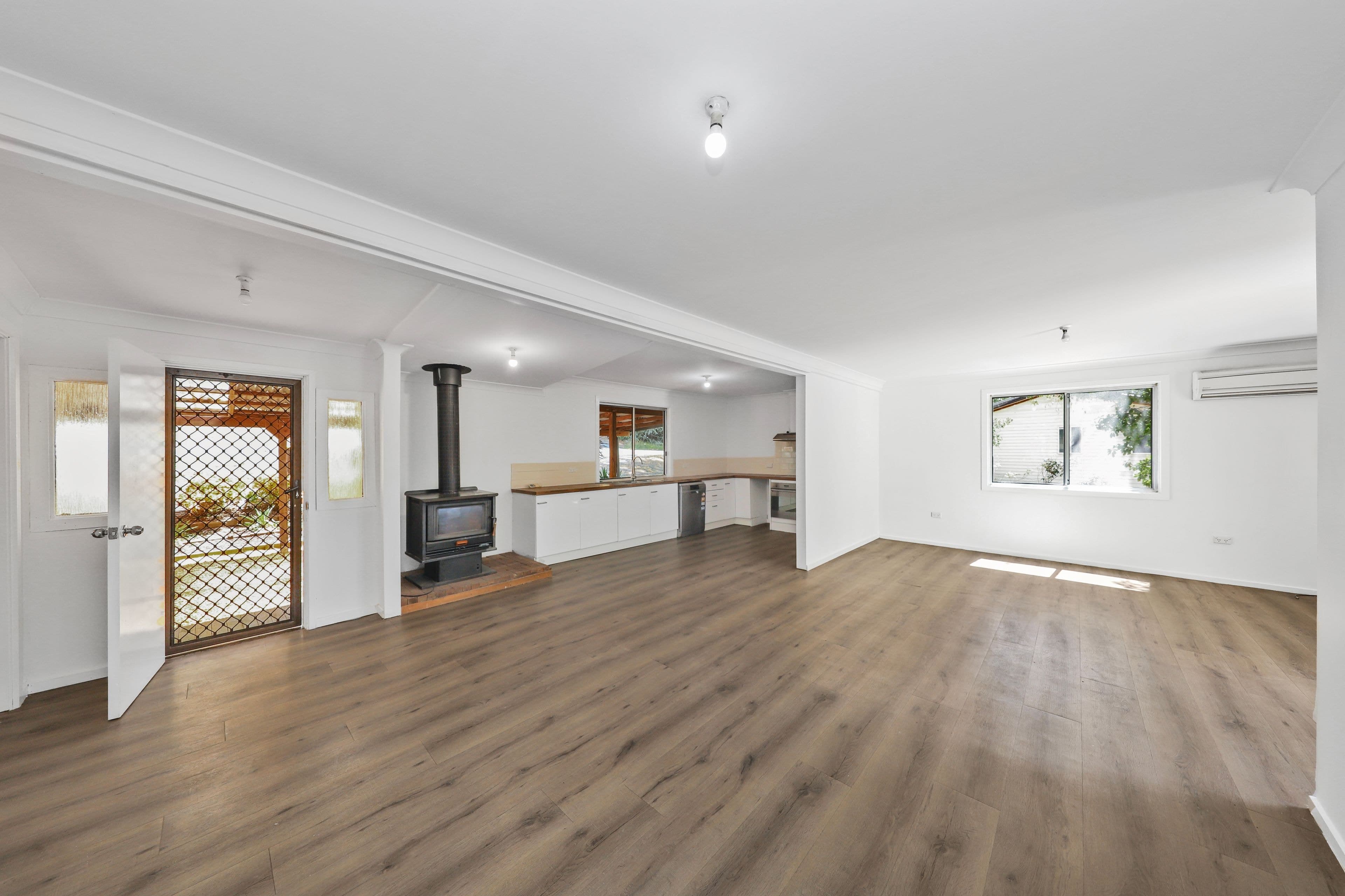 11 Eurabbie Street, Batlow NSW 2730, Batlow - Thumbnail 3