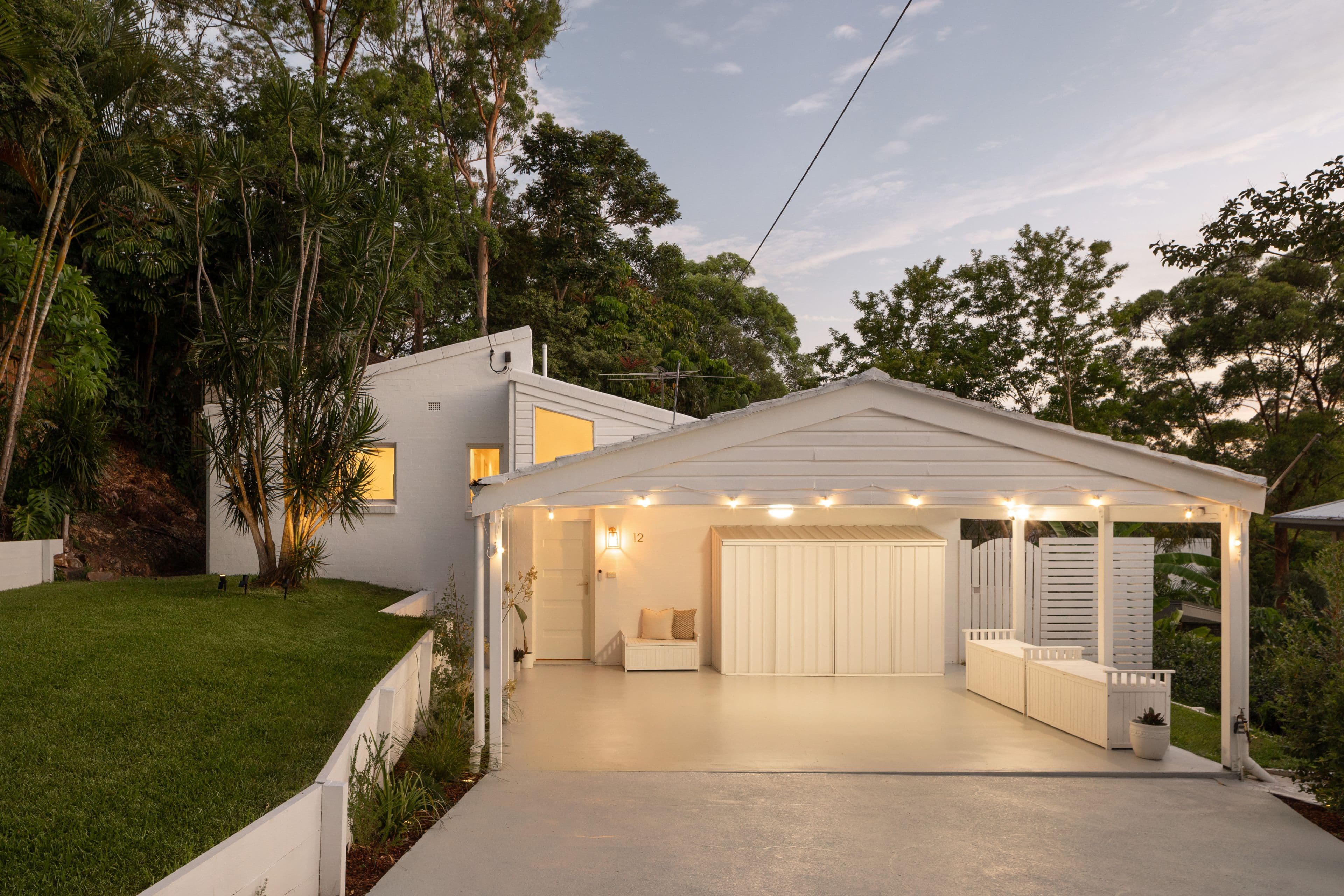12 JILLIAN Street, Chapel Hill QLD 4069, Chapel Hill - Thumbnail 2