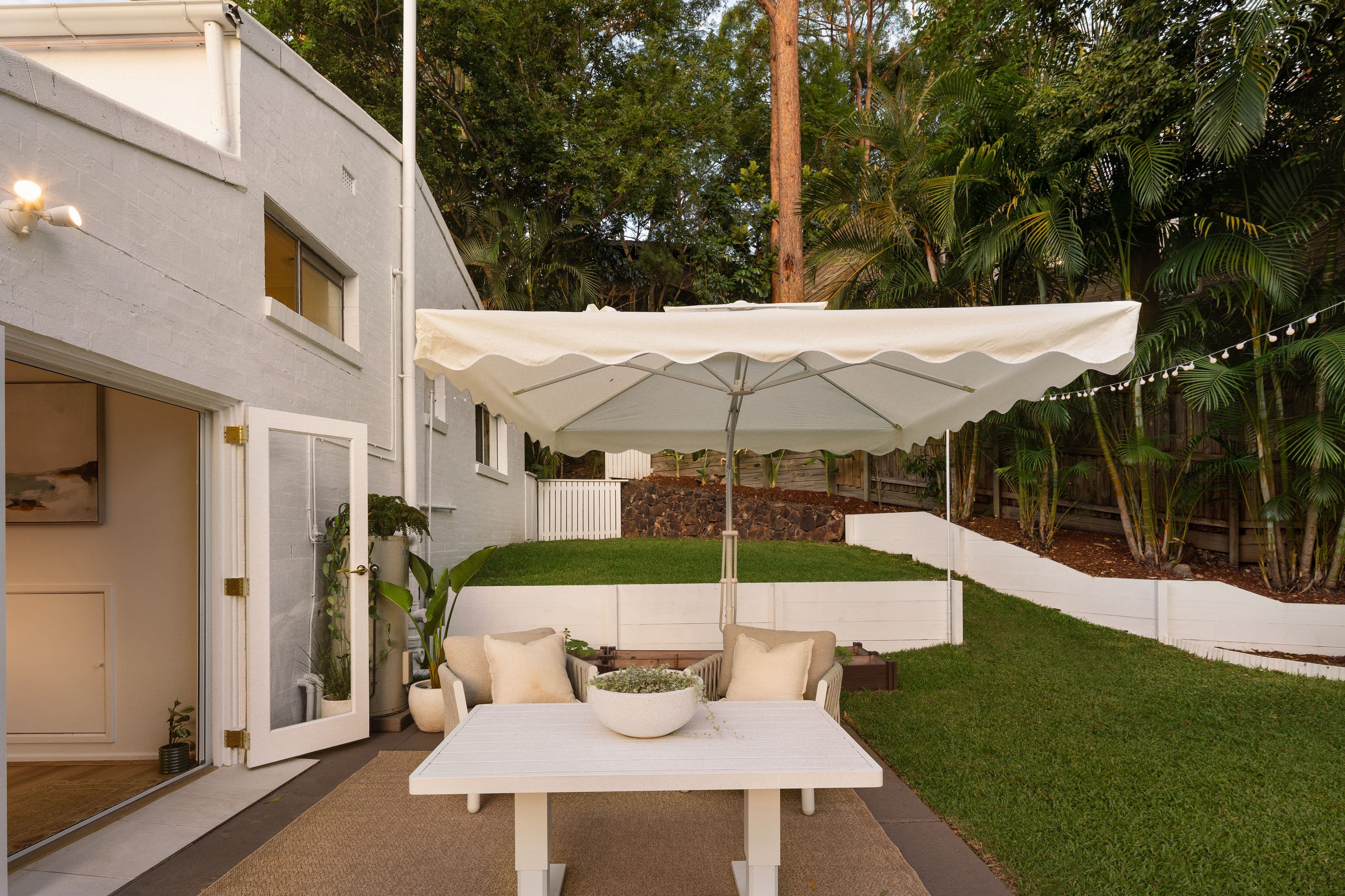 12 JILLIAN Street, Chapel Hill QLD 4069, Chapel Hill - Thumbnail 6