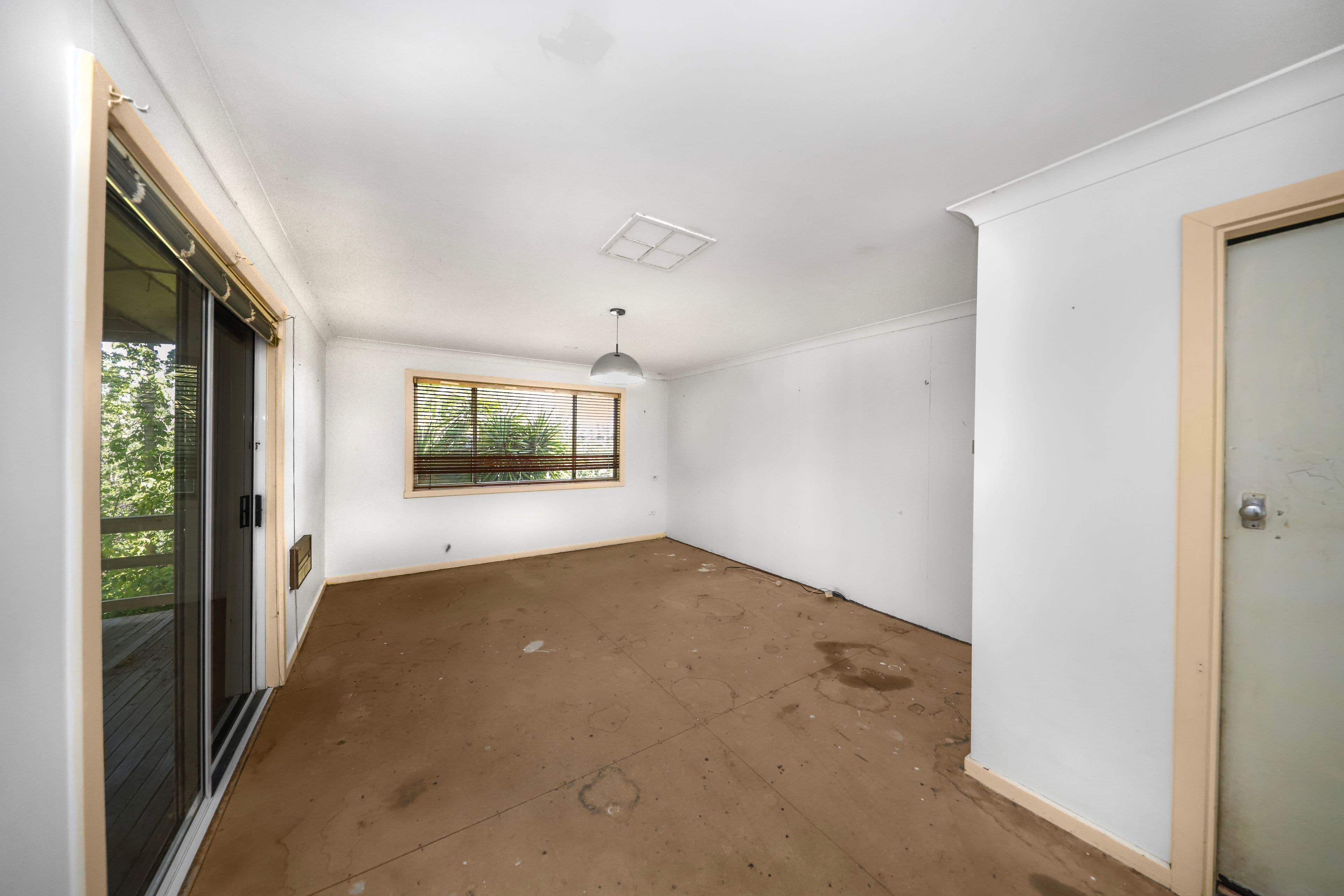 39 Clarke Street, Tumut NSW 2720, Tumut - Thumbnail 2