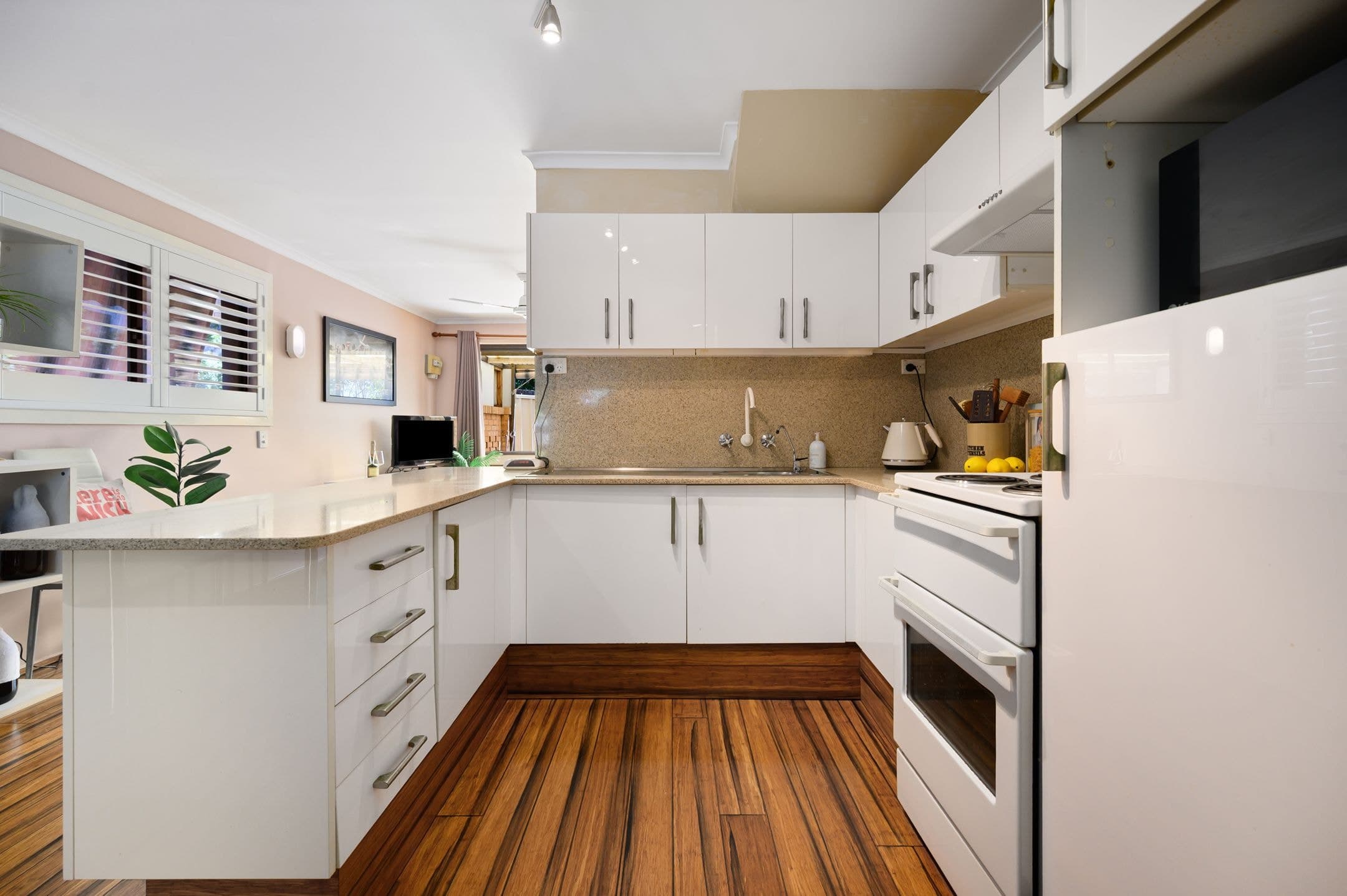 97/170 Bardon Avenue, Burleigh Waters QLD 4220, Burleigh Waters - Thumbnail 3
