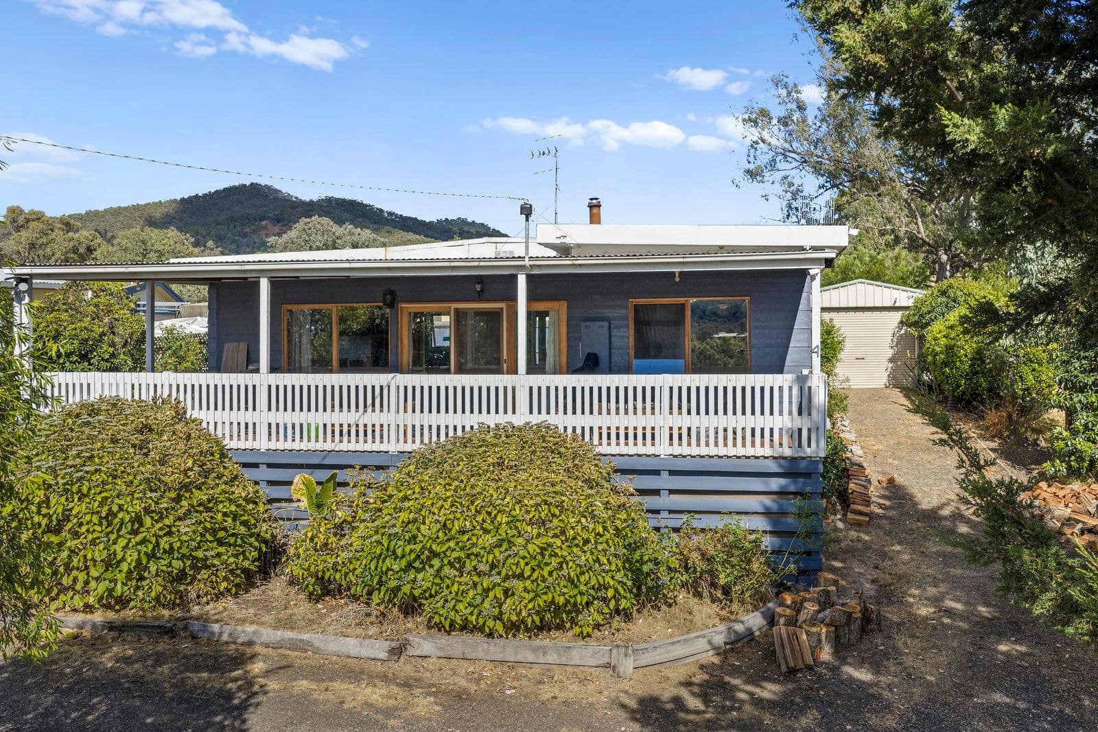 4 Grandview Drive, Goughs Bay VIC 3723, Goughs Bay - Image 1