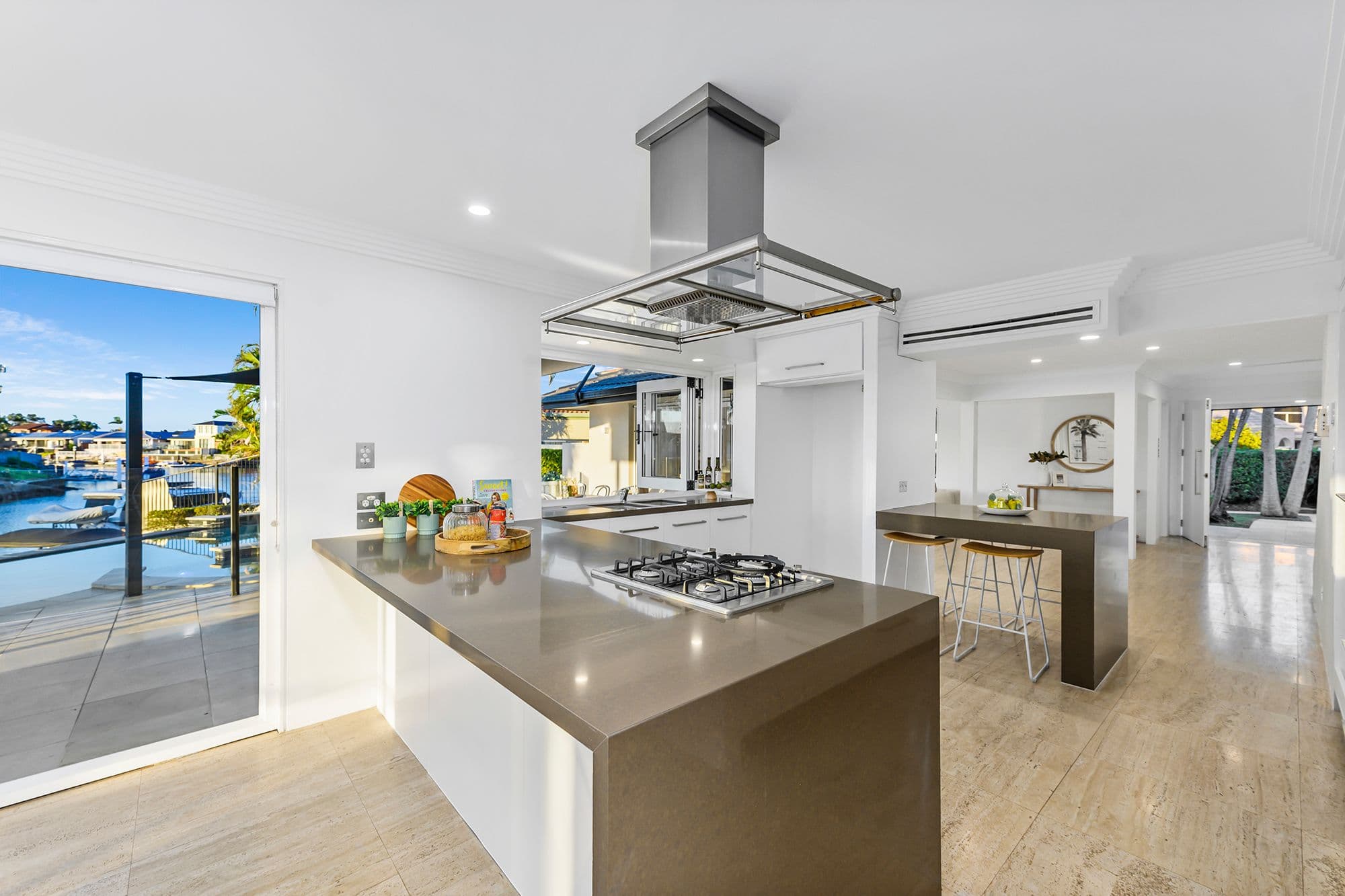 1 Sundance Way, Runaway Bay QLD 4216, Runaway Bay - Thumbnail 5