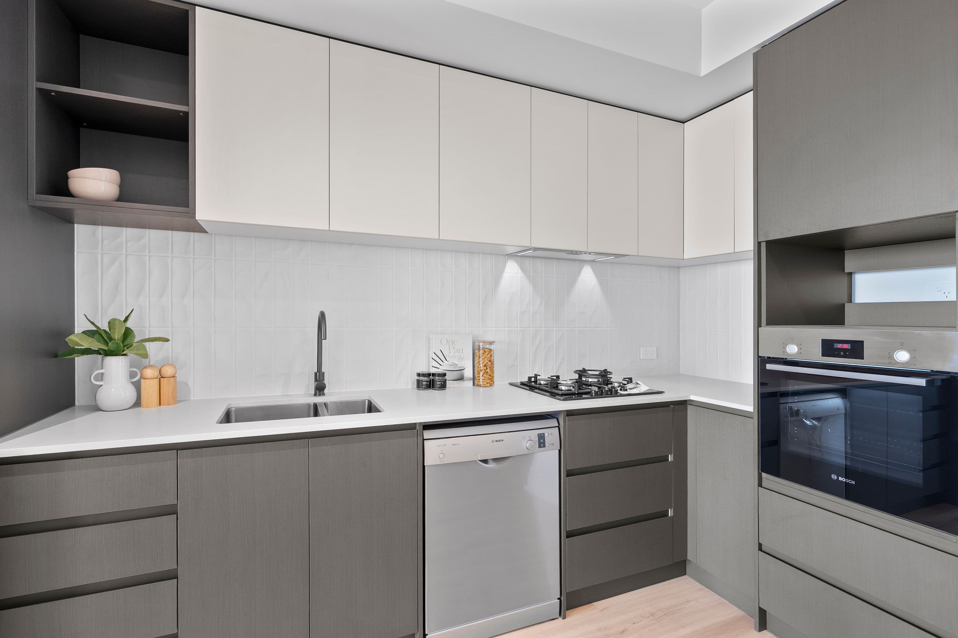 2403/6 Penaluna Place, Adelaide SA 5000, Adelaide - Thumbnail 2