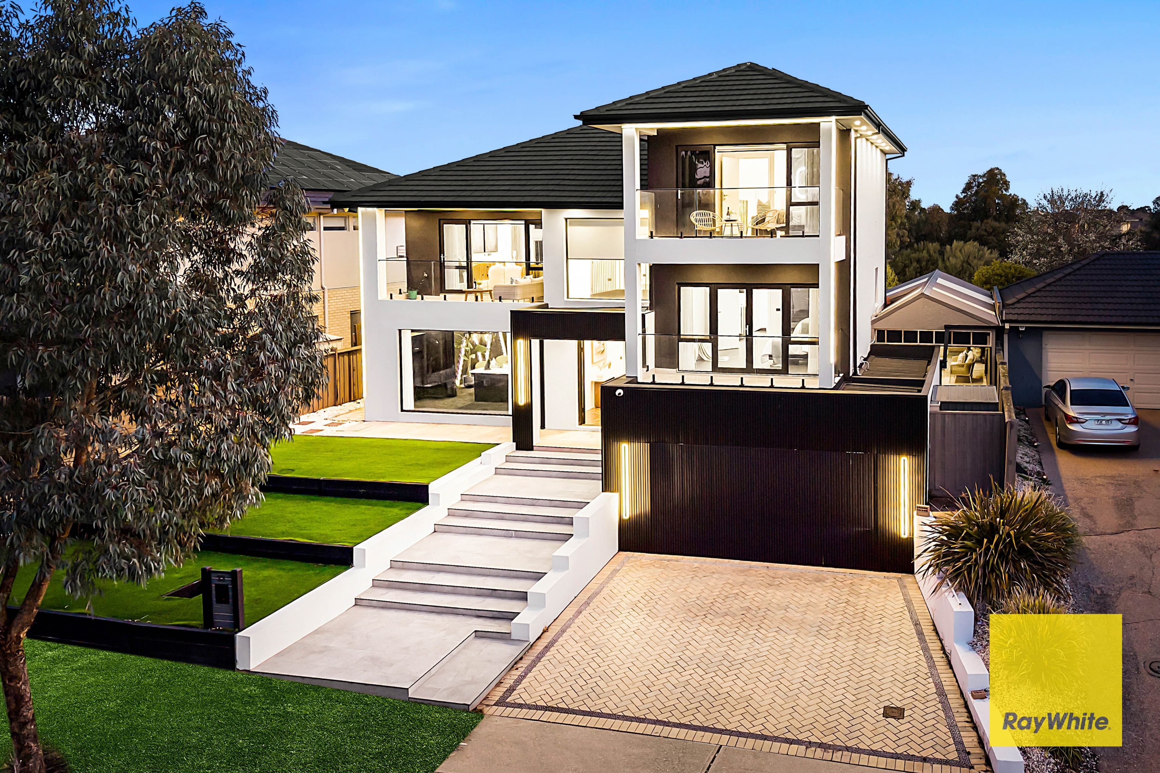 33 Tournament Drive, Sanctuary Lakes VIC 3030, Point Cook - Image 1