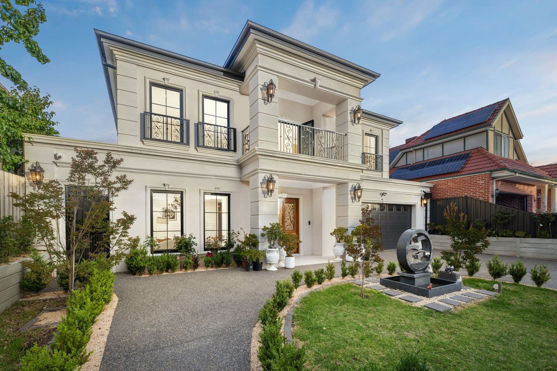 4 Victoria Avenue, Glen Waverley VIC 3150, Glen Waverley - Thumbnail 2