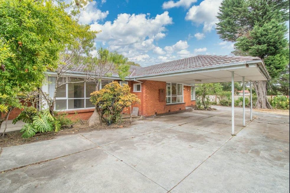 153 Stud Road, Wantirna South VIC 3152, Wantirna South - Thumbnail 2