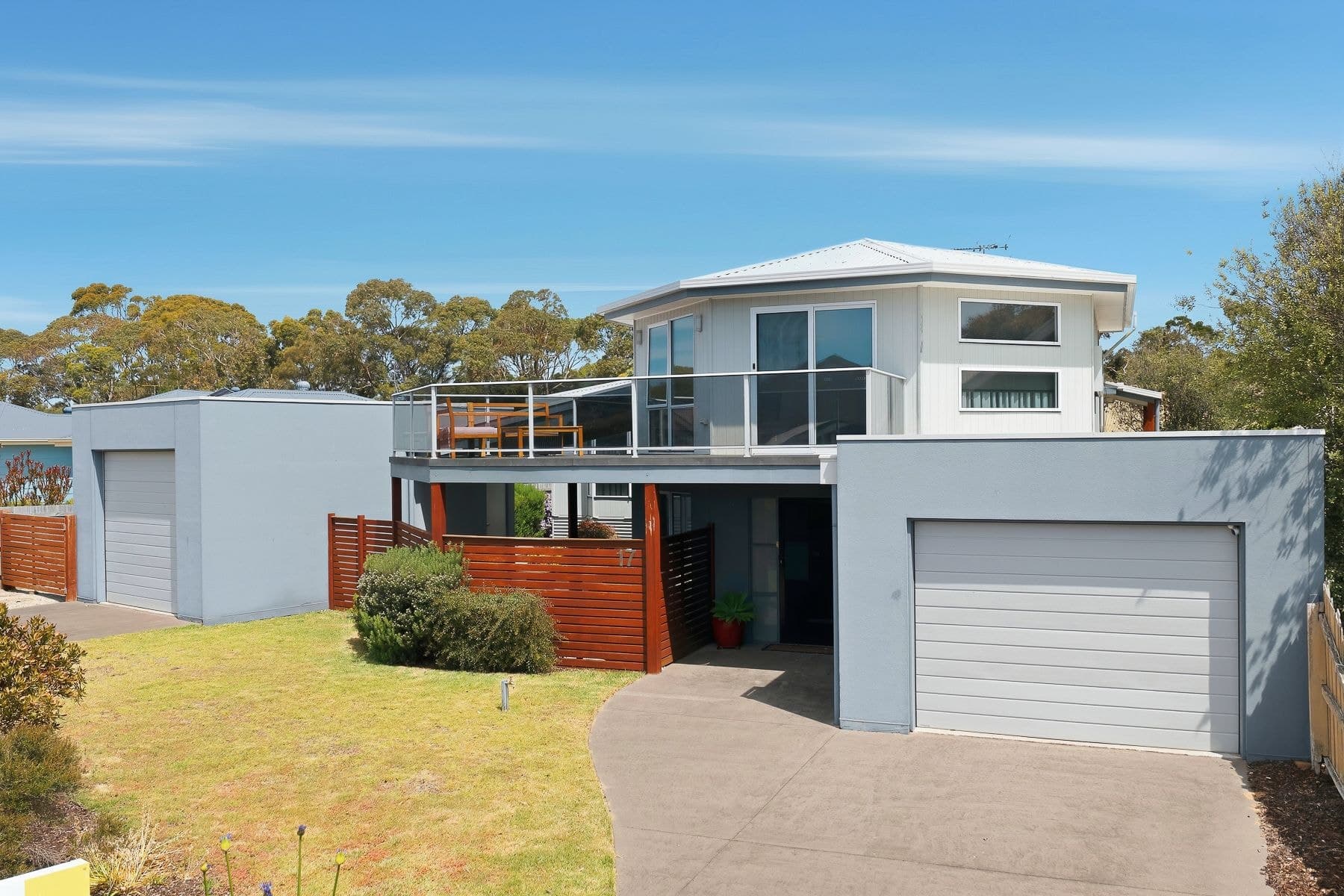 17 Fairfax Court, Inverloch VIC 3996, Inverloch - Image 1