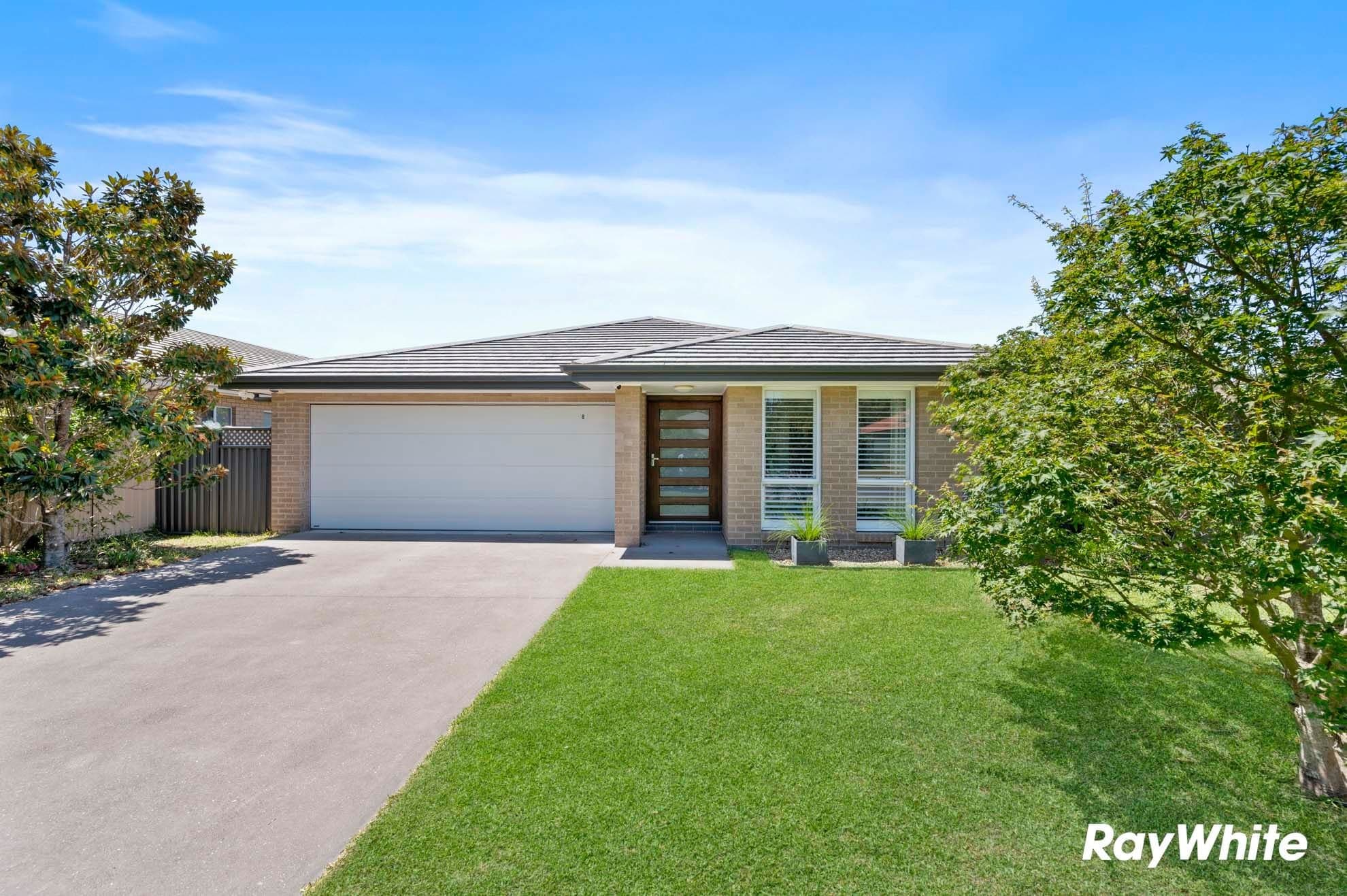 8 Caitlin Crescent, Broulee NSW 2537, Broulee - Thumbnail 2