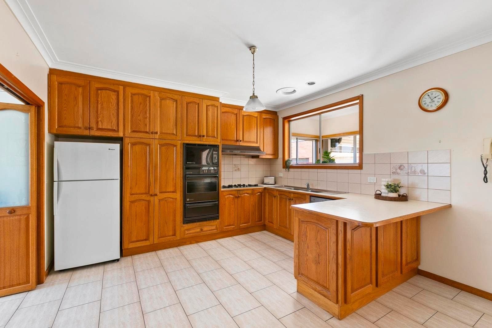 47 Merrilands Road, Reservoir VIC 3073, Reservoir - Thumbnail 3