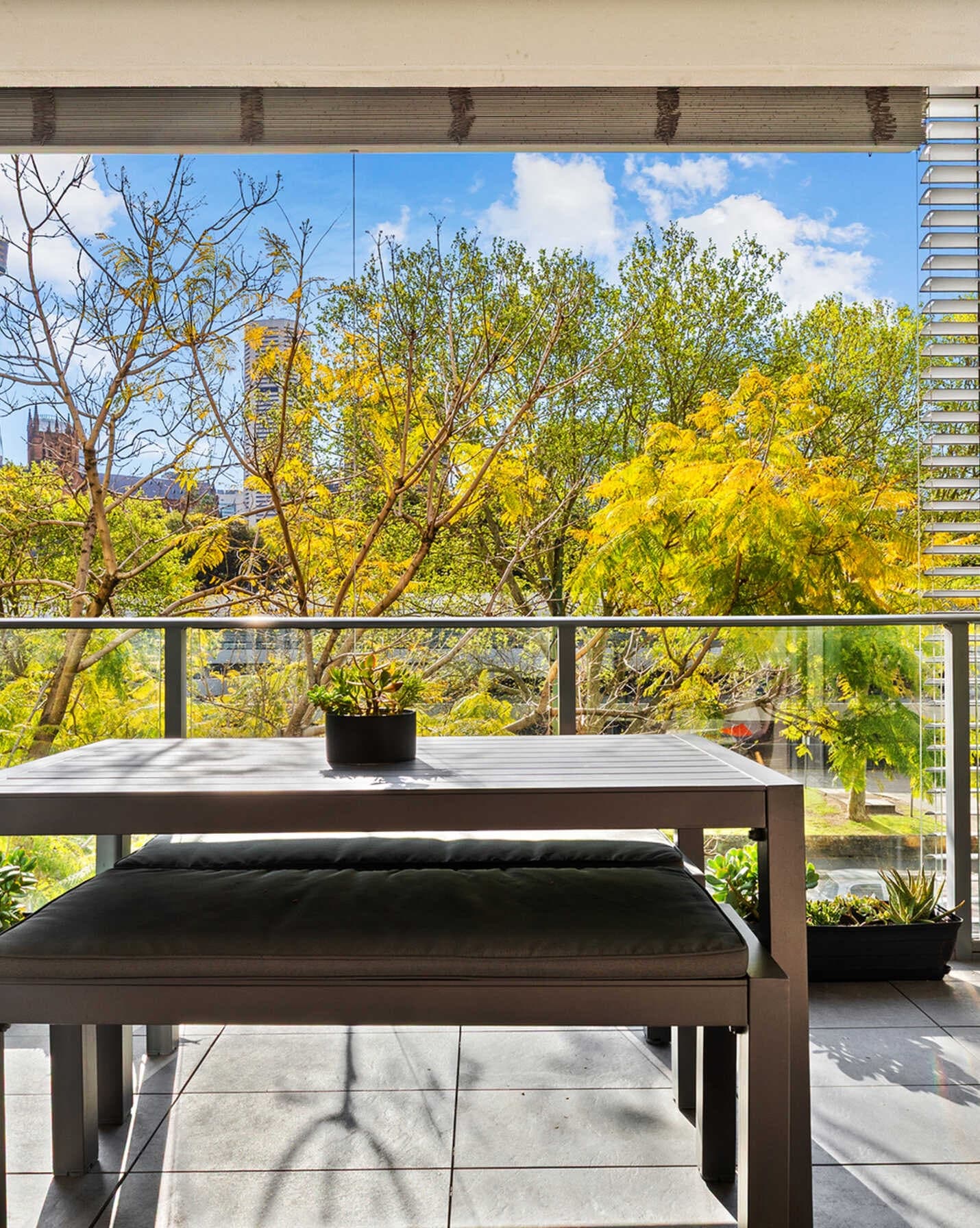 64/68 Sir John Young Crescent Woolloomooloo, Woolloomooloo - Image 1