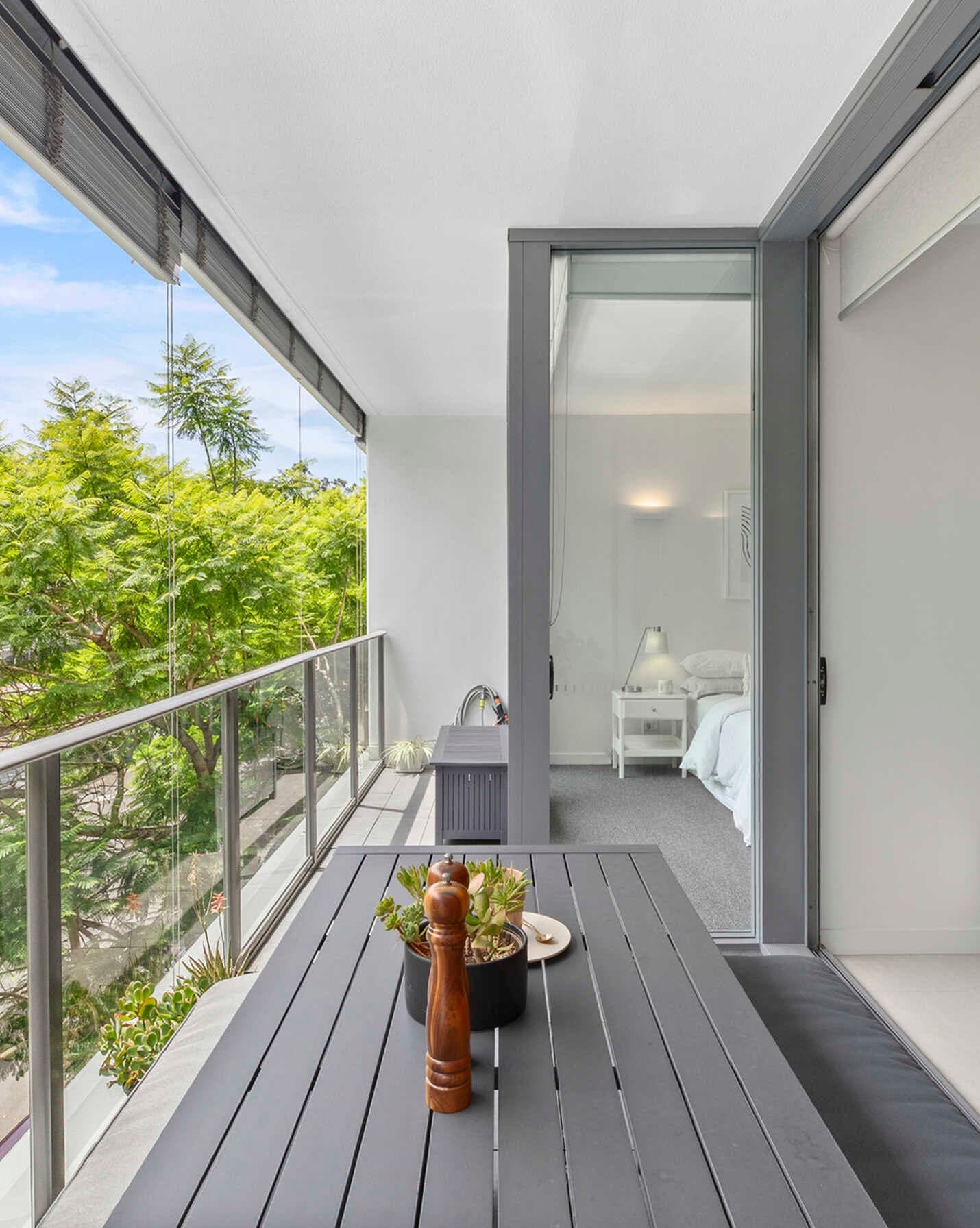 64/68 Sir John Young Crescent Woolloomooloo, Woolloomooloo - Thumbnail 2