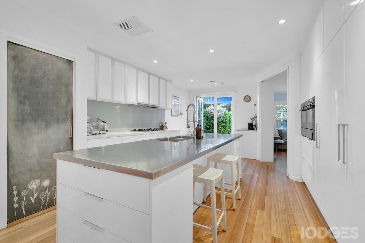 18 Lawson Parade, Highett, VIC, 3190, Highett - Thumbnail 7
