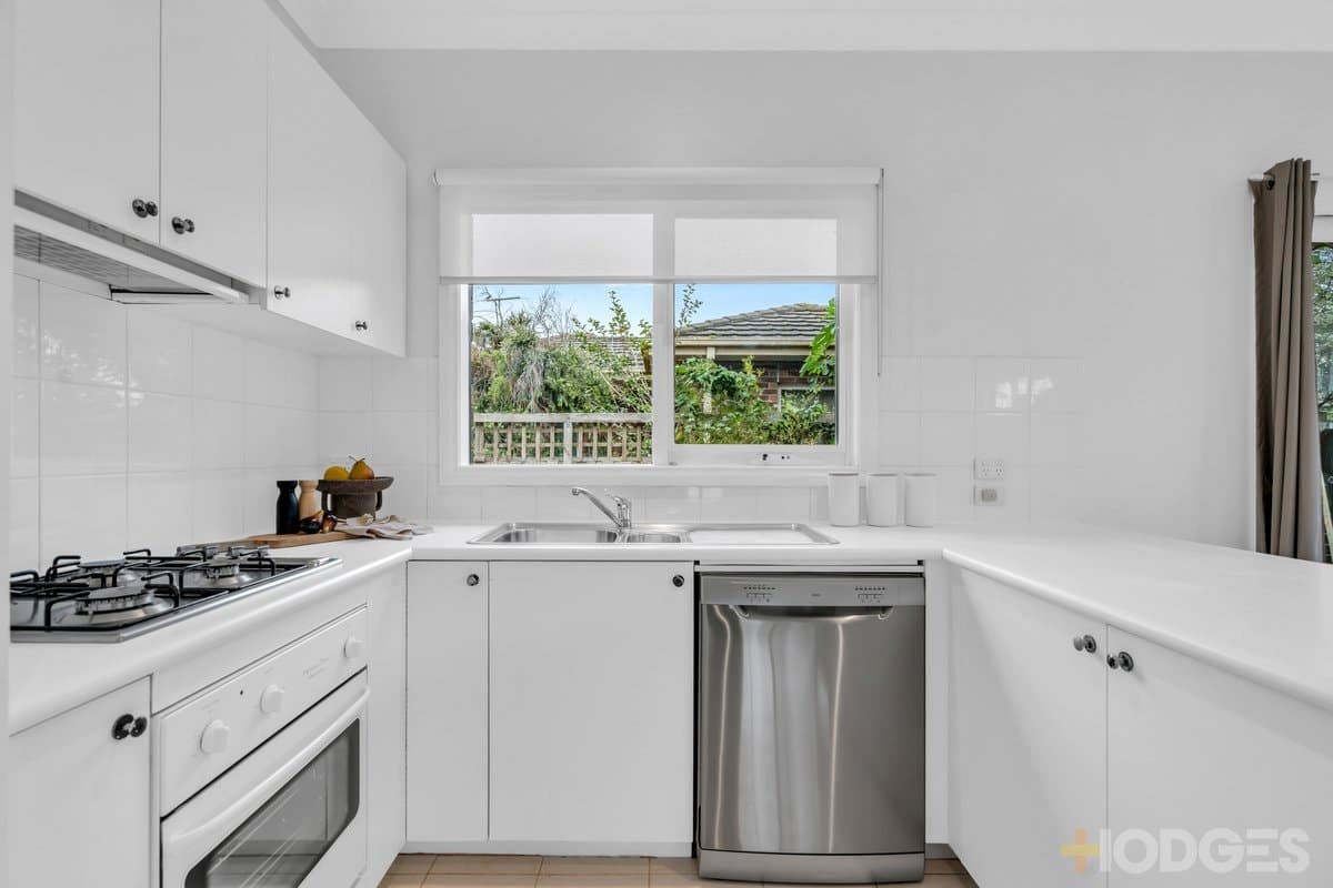 9 Rogers Street, Mentone, VIC, 3194, Mentone - Thumbnail 4