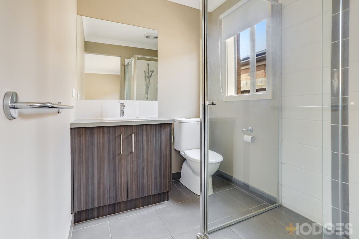 32 Pillar Road, Wyndham Vale, VIC, 3024, Wyndham Vale - Thumbnail 5