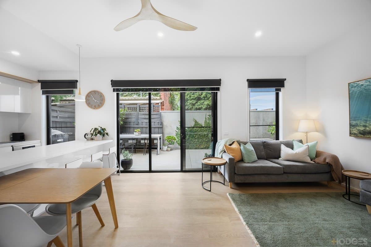 2B / 49 The Corso, Parkdale, VIC, 3195, Parkdale - Thumbnail 5