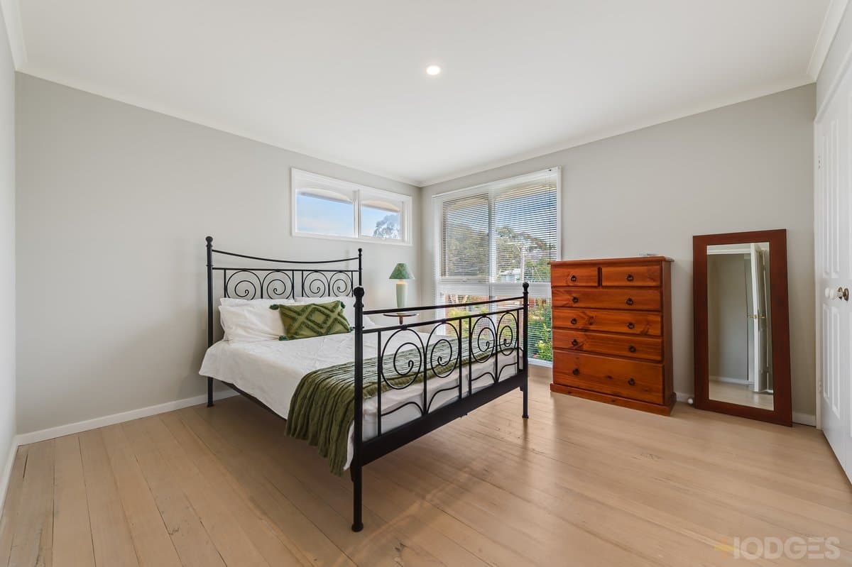 26 Stewart Drive, Werribee, VIC, 3030, Werribee - Thumbnail 7