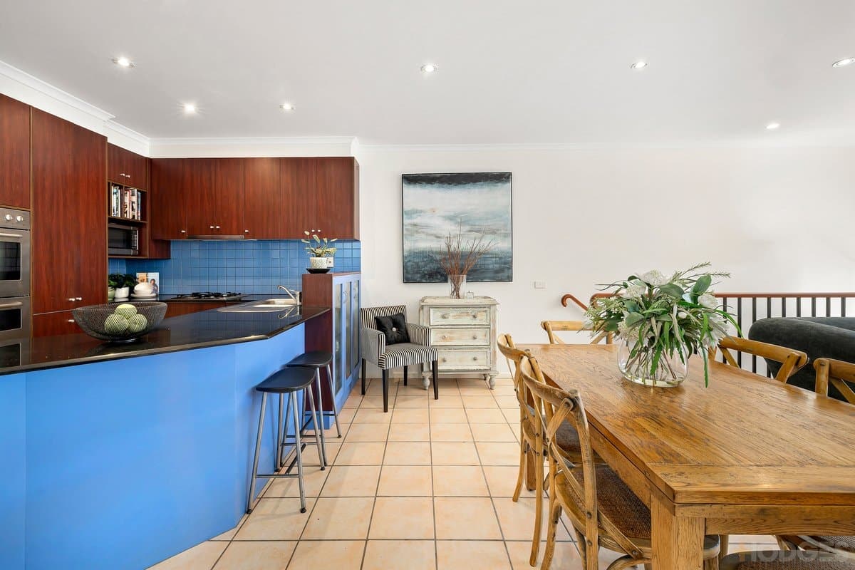 121 Bluff Road, Black Rock, VIC, 3193, Black Rock - Thumbnail 3