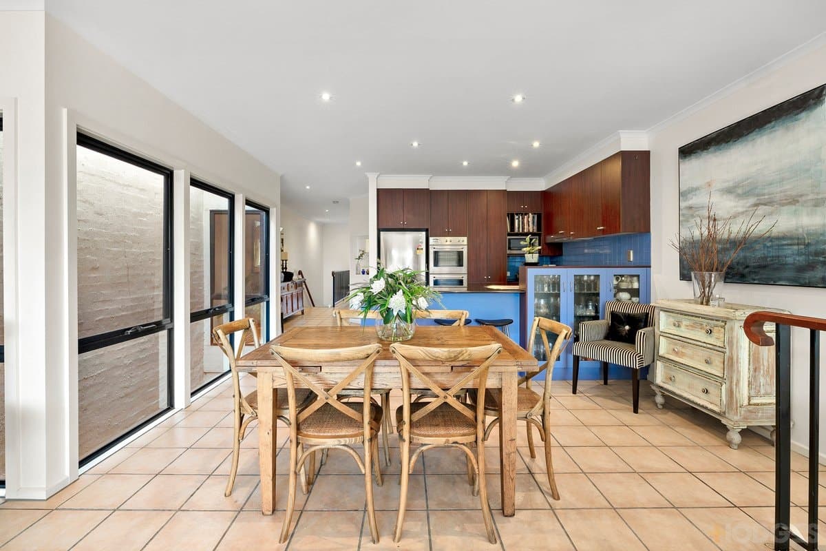 121 Bluff Road, Black Rock, VIC, 3193, Black Rock - Thumbnail 4