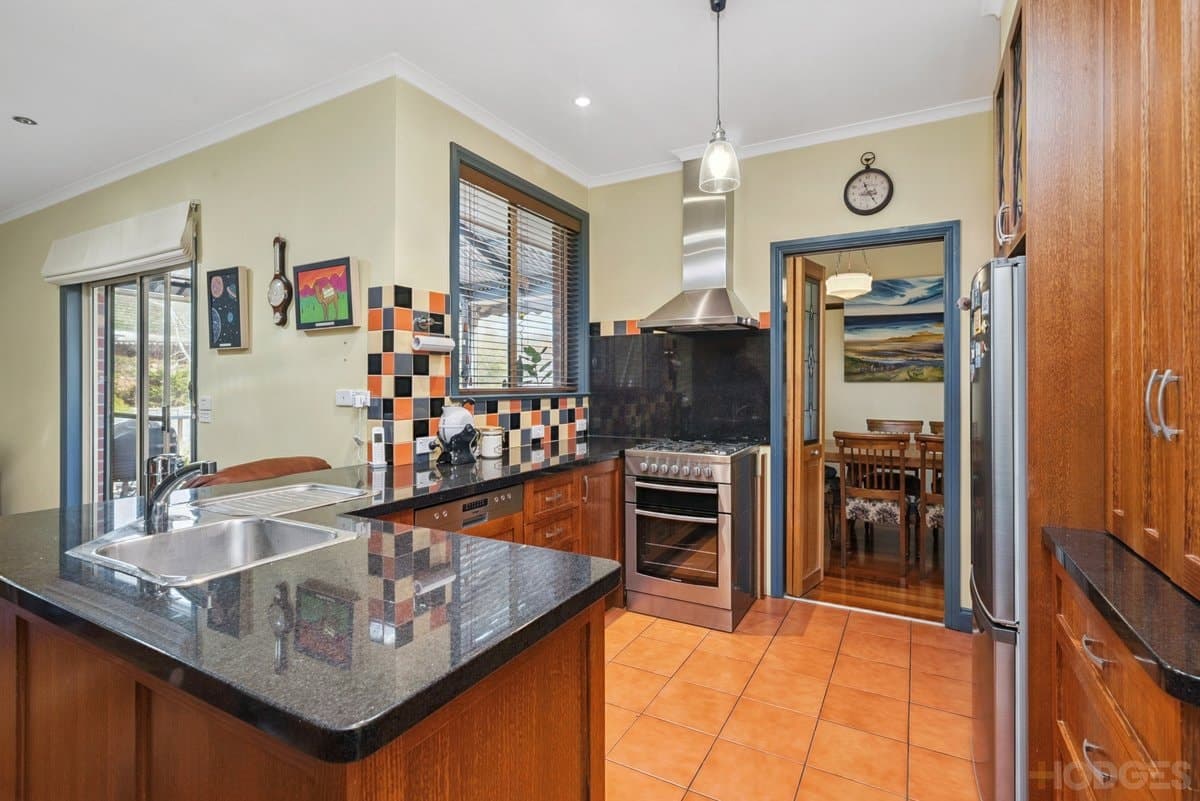 28 Anderson Road, Kilmore, VIC, 3764, Kilmore - Thumbnail 5