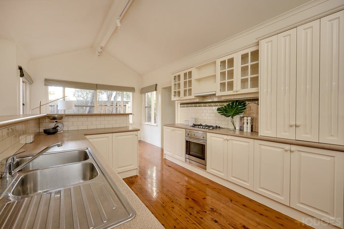 31 Fourth Street, Black Rock, VIC, 3193, Black Rock - Thumbnail 6