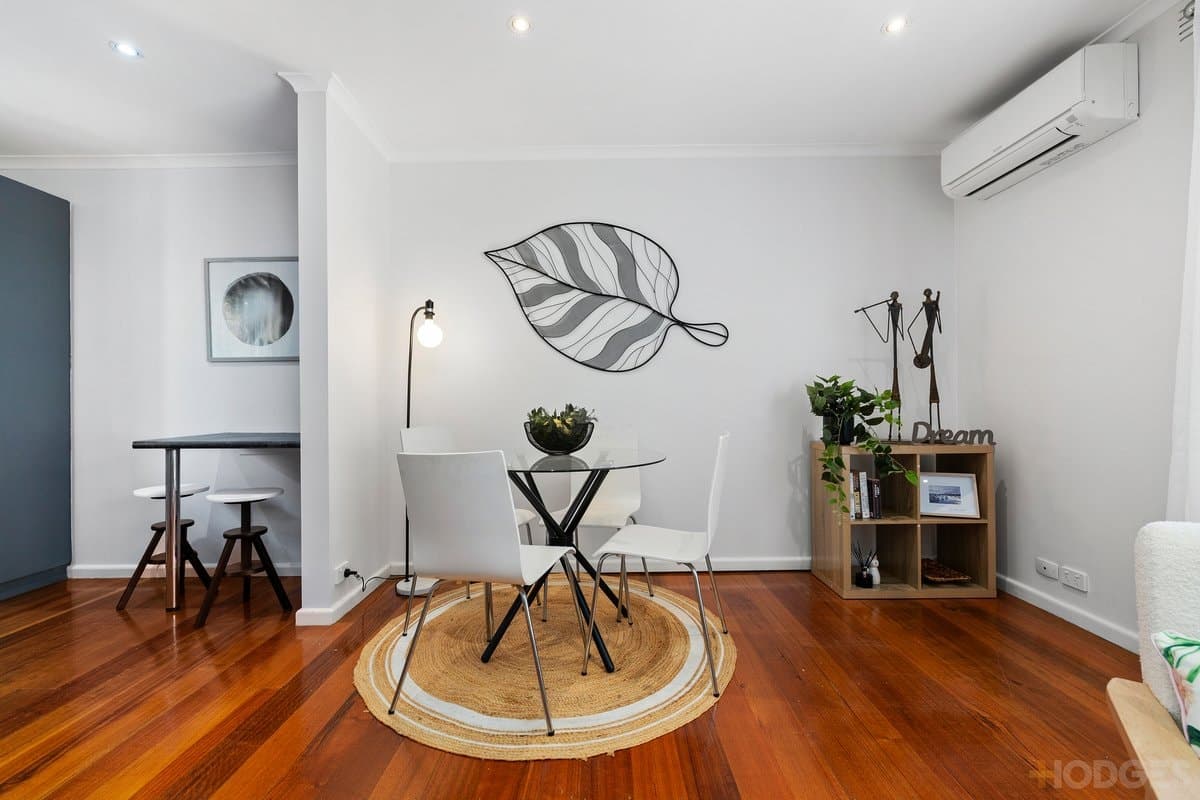 2 / 6 Venice Street, Mentone, VIC, 3194, Mentone - Thumbnail 3