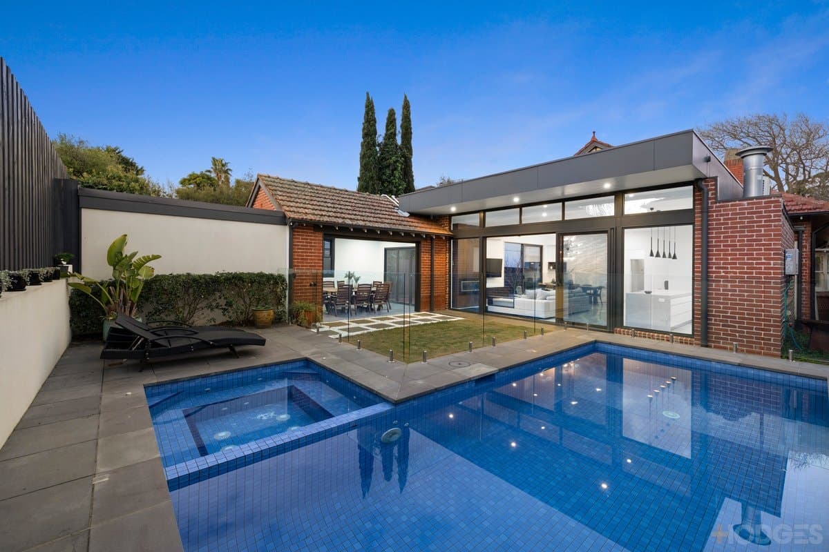 13 Oak Street, Beaumaris, VIC, 3193, Beaumaris - Thumbnail 2