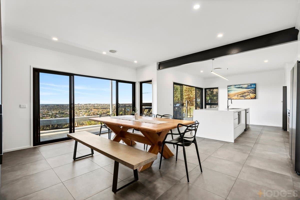 21 Montrose Place, Highton, VIC, 3216, Highton - Thumbnail 4