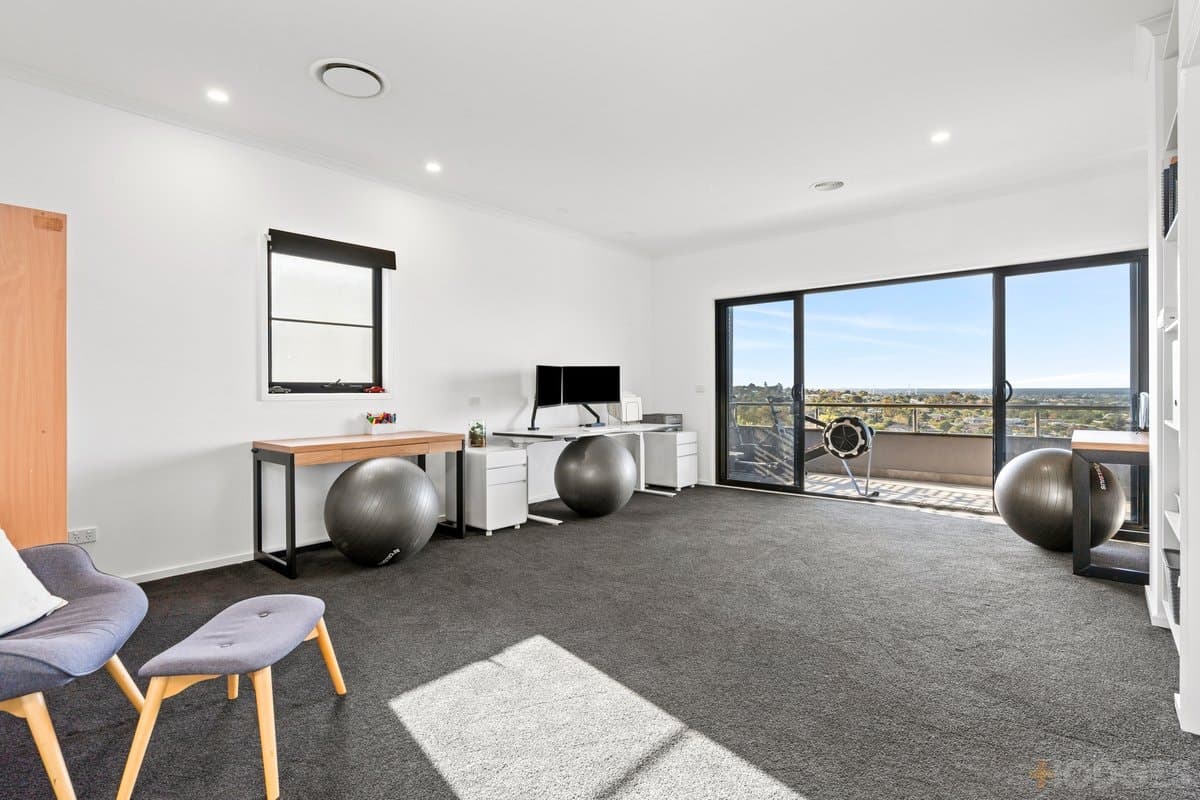 21 Montrose Place, Highton, VIC, 3216, Highton - Thumbnail 8