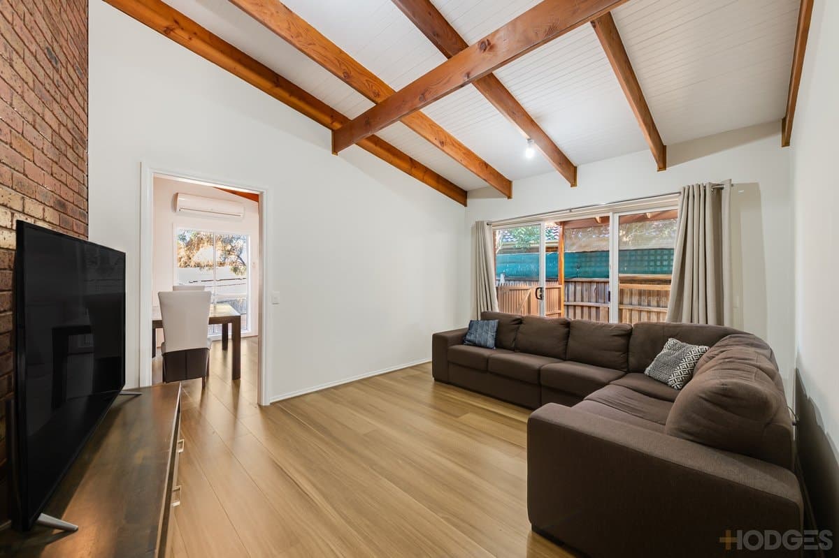 2 / 1 Vernon Court, Hoppers Crossing, VIC, 3029, Hoppers Crossing - Thumbnail 3