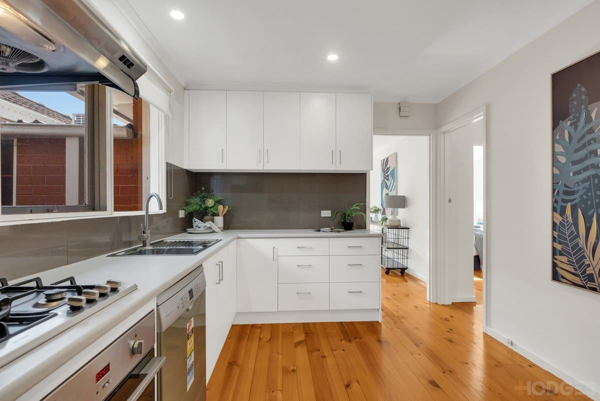 3 / 80 Warrigal Road, Parkdale, VIC, 3195, Parkdale - Thumbnail 3