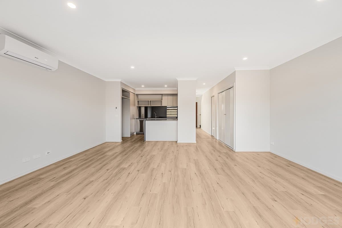 35 Mornington Avenue, Tarneit, VIC, 3029, Tarneit - Thumbnail 4