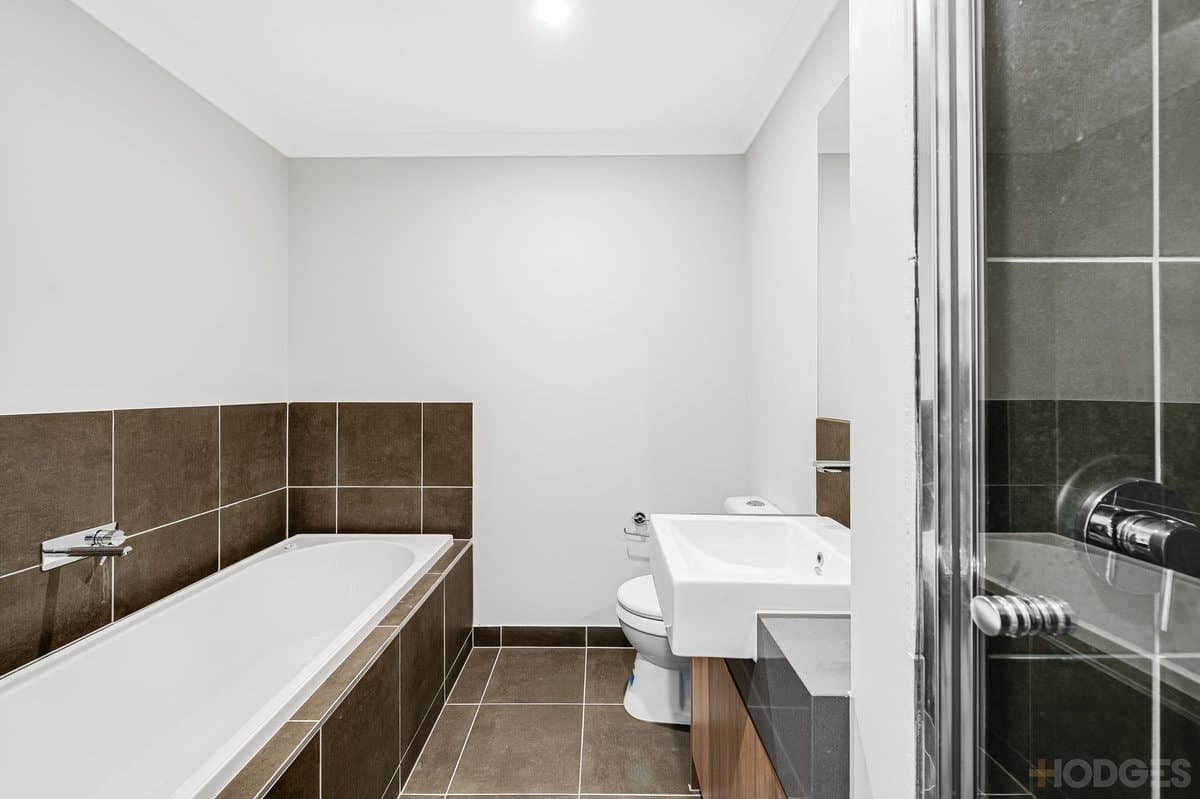 35 Mornington Avenue, Tarneit, VIC, 3029, Tarneit - Thumbnail 7