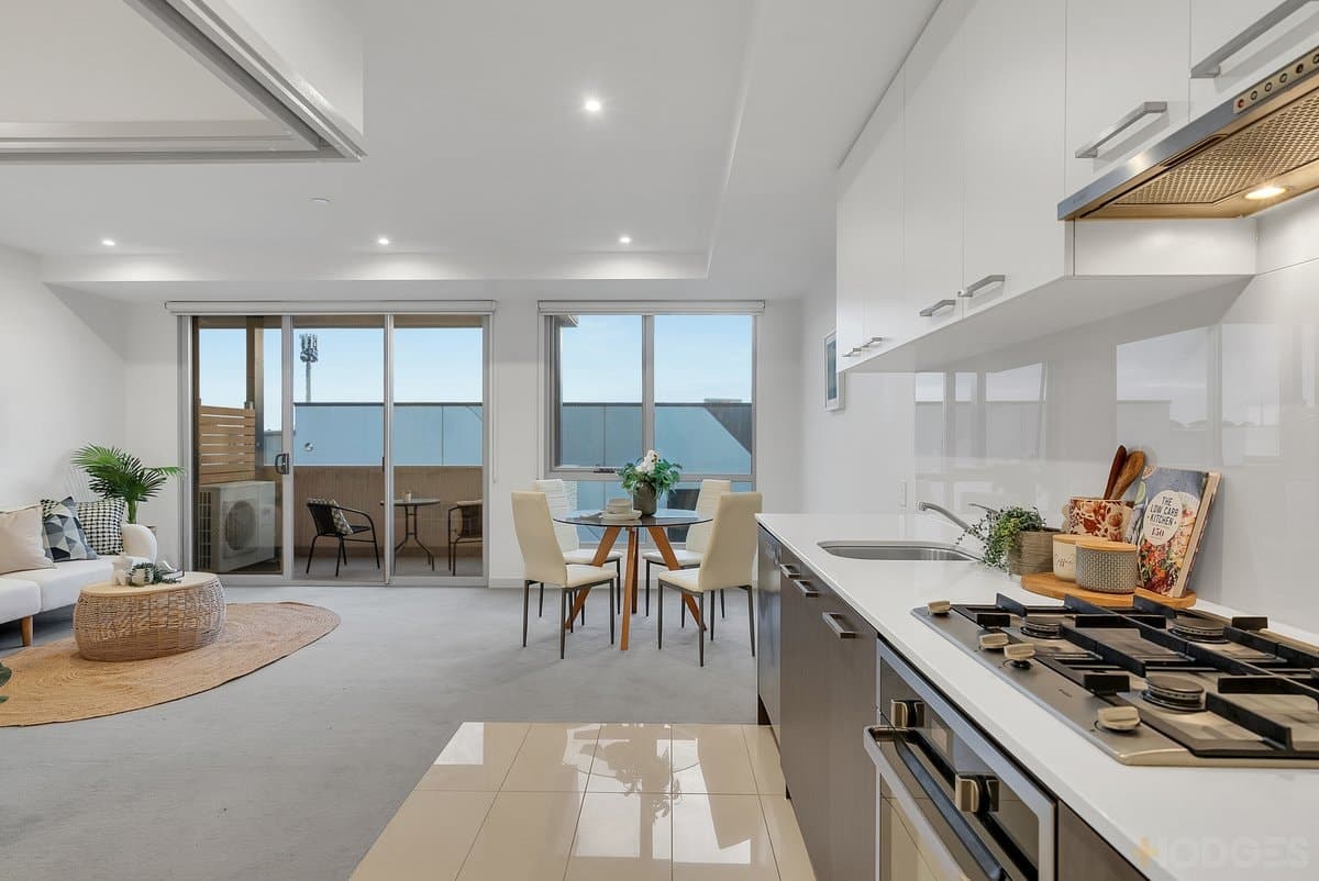 206 / 3 Sandbelt Close, Heatherton, VIC, 3202, Heatherton - Thumbnail 2