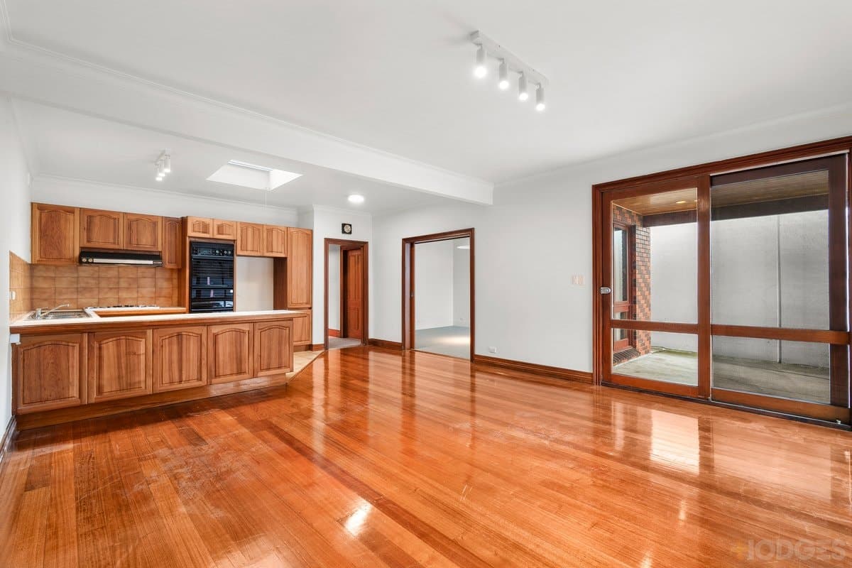 5 Affleck Street, South Yarra, VIC, 3141, South Yarra - Thumbnail 2