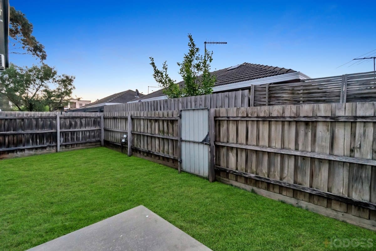 2 / 12 Warrigal Road, Parkdale, VIC, 3195, Parkdale - Thumbnail 8