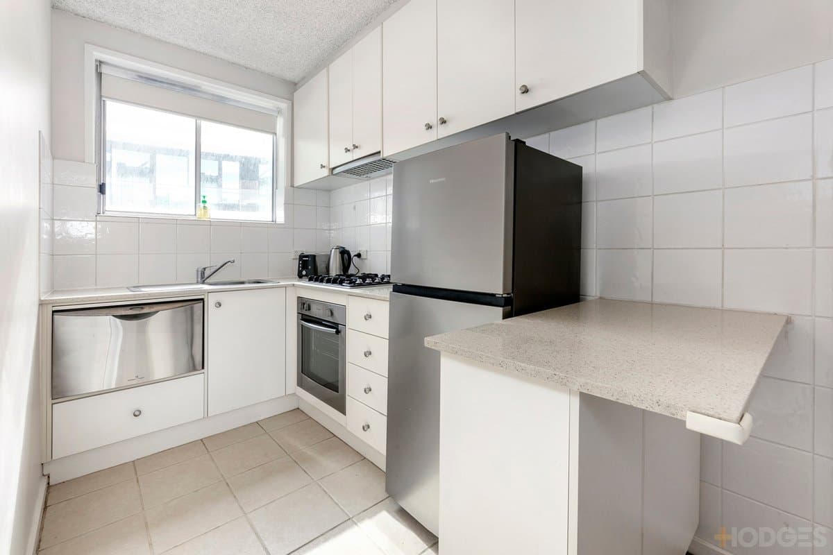 9 / 7 Alfred Square, St Kilda, VIC, 3182, St Kilda - Thumbnail 4